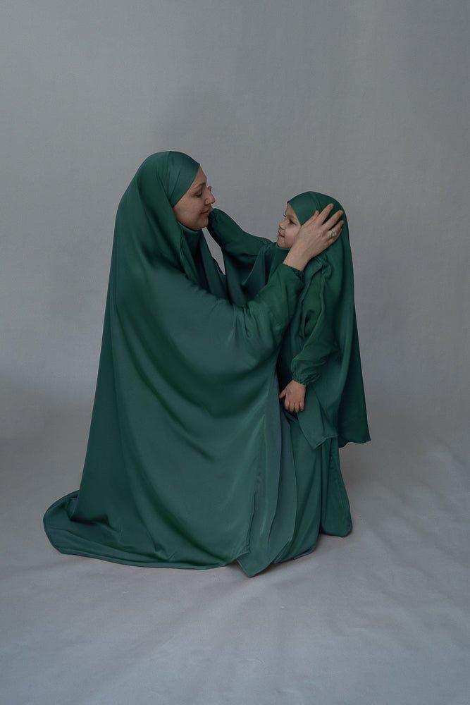 Dark Green Kids Prayer Gown - Mommy and Me Prayer Khimar Collection | Islamic Prayer Dress for Girls, Modest Muslim Children's Wear, Eid & Mosque Outfit
