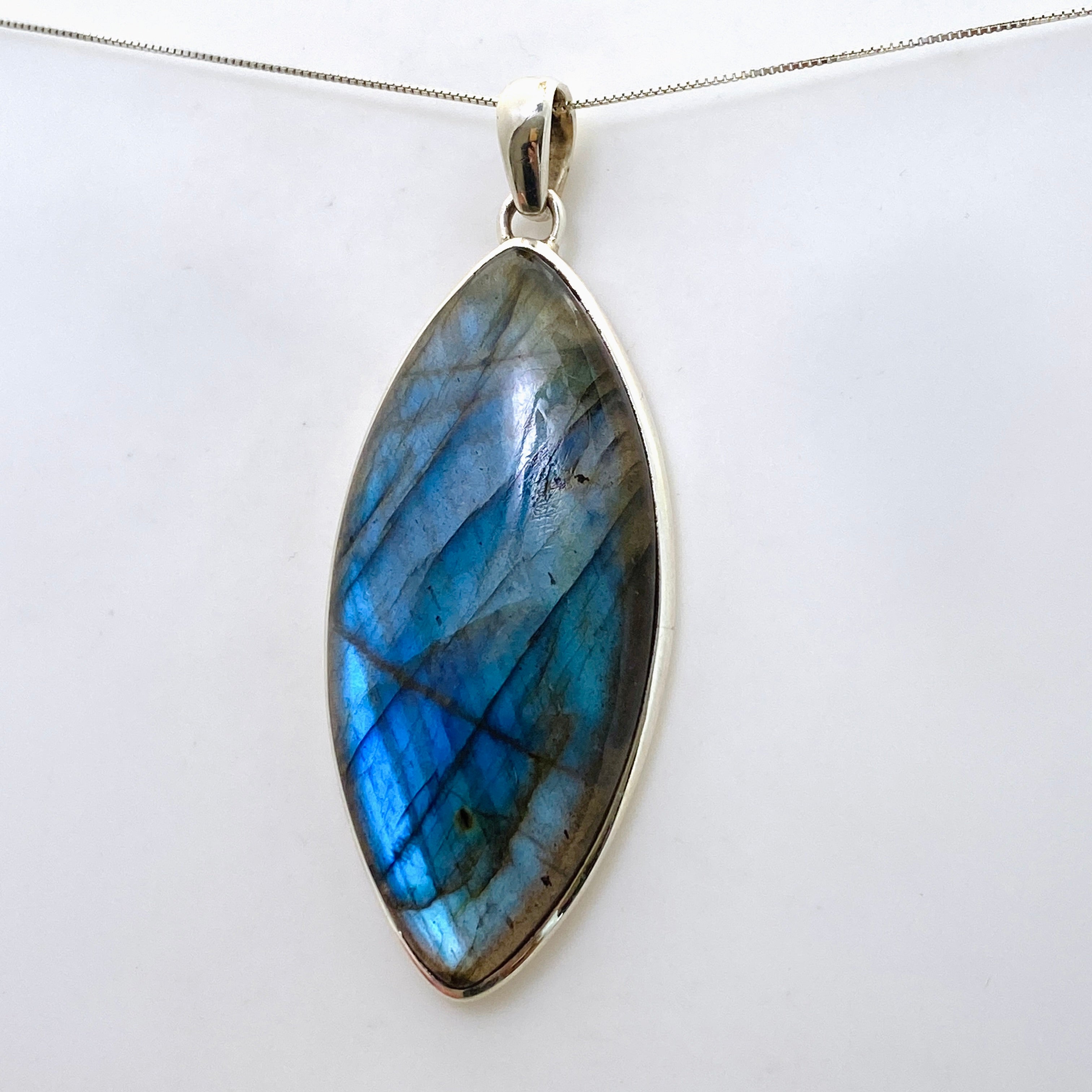 Natural Labradorite Marquise Cabochon Pendant Necklace - PPGJ1055 | Healing Crystal Jewelry for Spiritual Protection & Energy Balance | Perfect for Meditation, Yoga & Everyday Wear