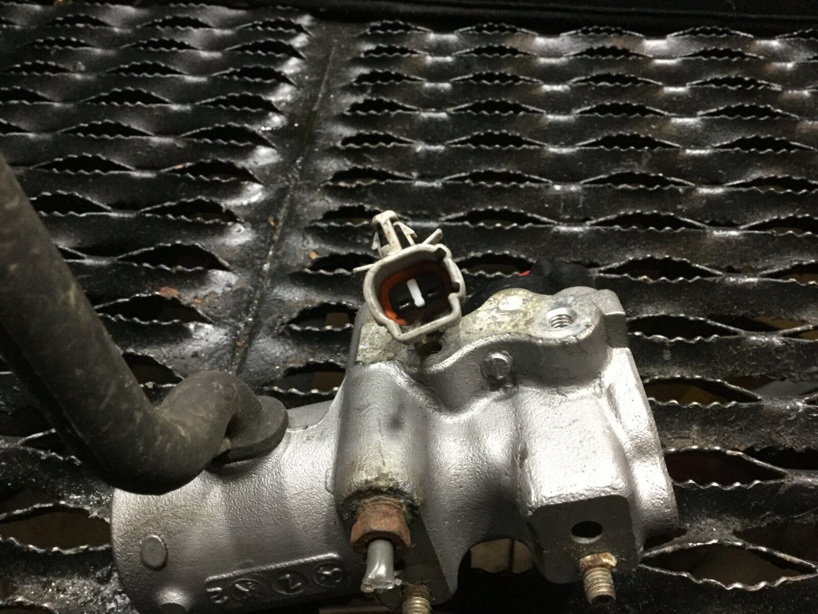 2004-2009 Toyota Prius Brake Master Cylinder Simulator Solenoid - OEM Replacement Part for Smooth Braking Performance - Perfect for City Driving & Hybrid Vehicle Maintenance
