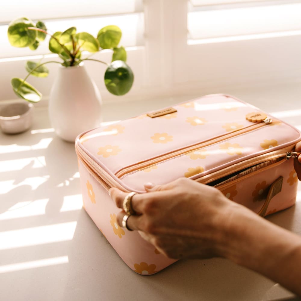 Large Insulated Lunch Bag for Women & Men - Leakproof Cooler Tote with Daisy Chain Design - Perfect for Work, School, Picnics & Outdoor Activities