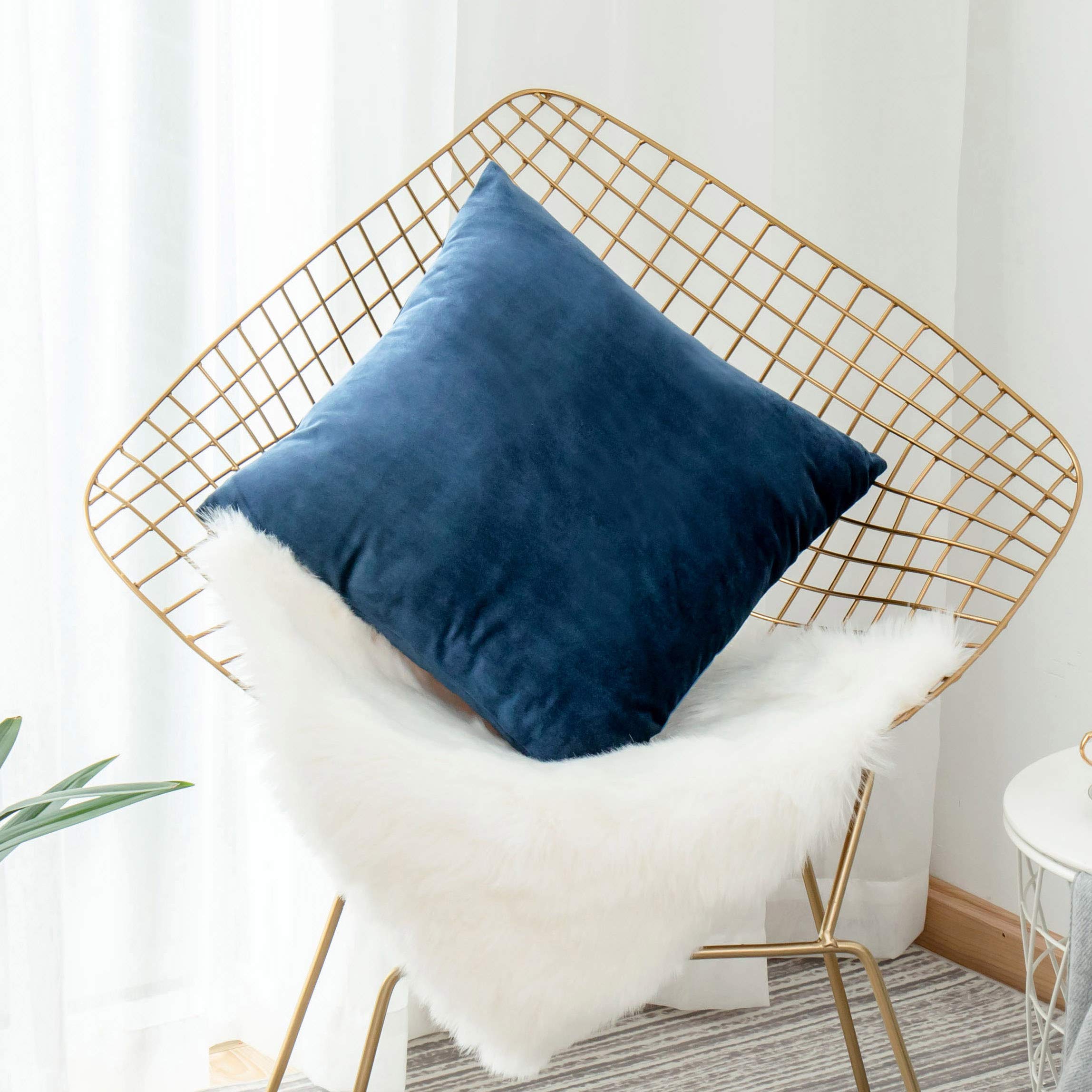 Luxury Velvet Throw Pillow Covers 18x18 Inches (45x45cm) - Soft Decorative Cushion Covers for Sofa, Couch, Bedroom & Car - Dark Blue - Perfect for Home Decor, Living Room Accents & Cozy Comfort