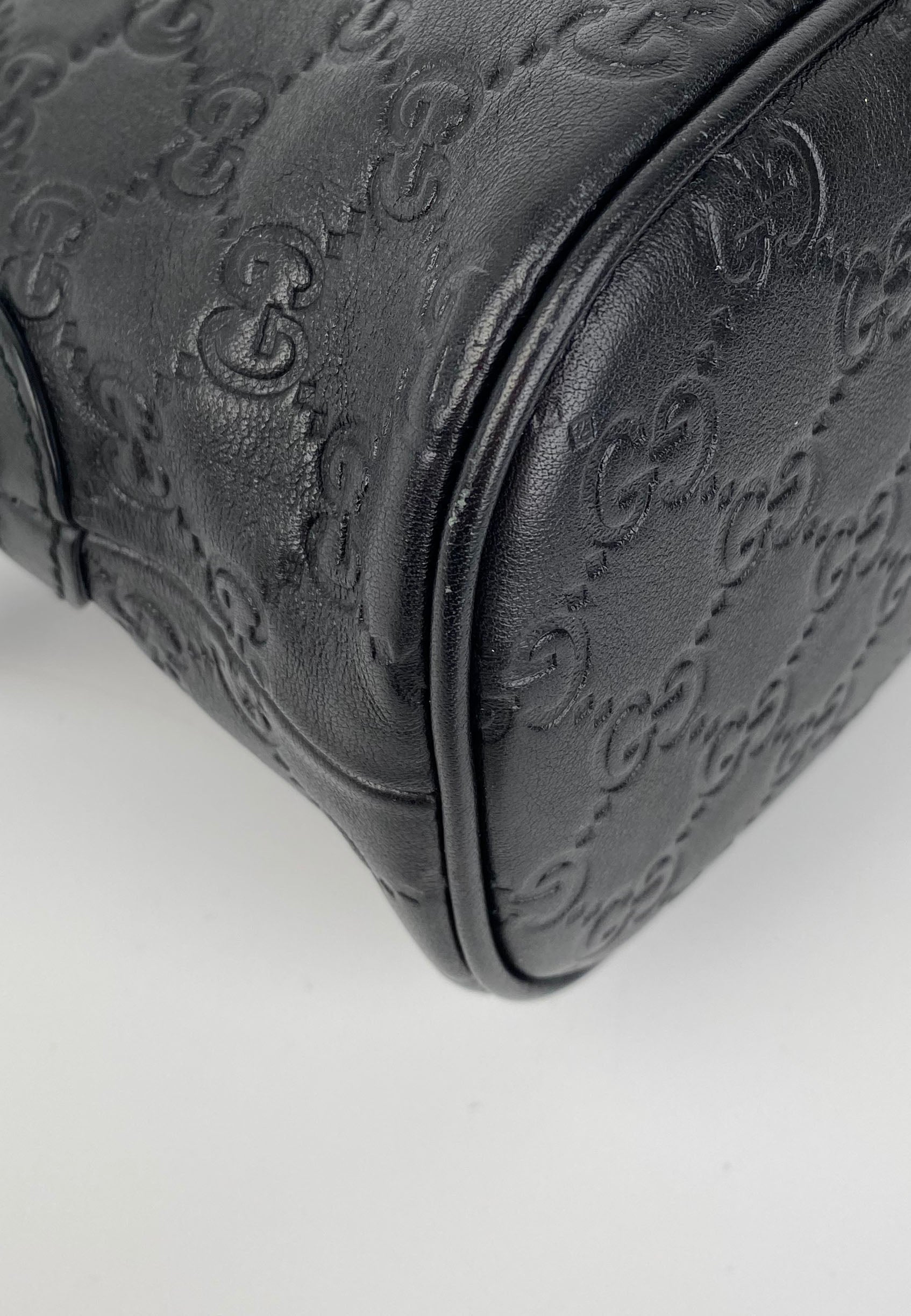 Gucci GG Marmont Small Shoulder Bag for Women - Black Leather Crossbody Purse with Gold Chain Strap, Perfect for Date Night, Work & Travel