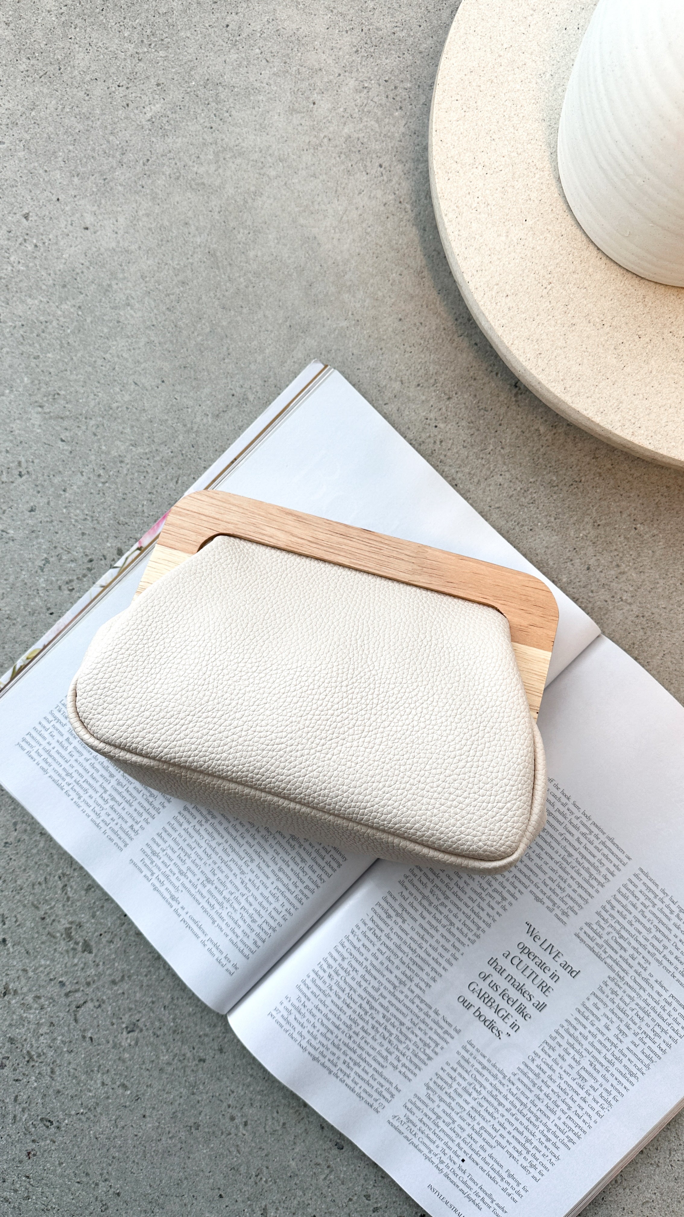 Kimmi Timber Frame Clutch - Nude Crossbody Bag for Women | Fashionable & Elegant Evening Purse | Perfect for Parties, Weddings & Date Nights