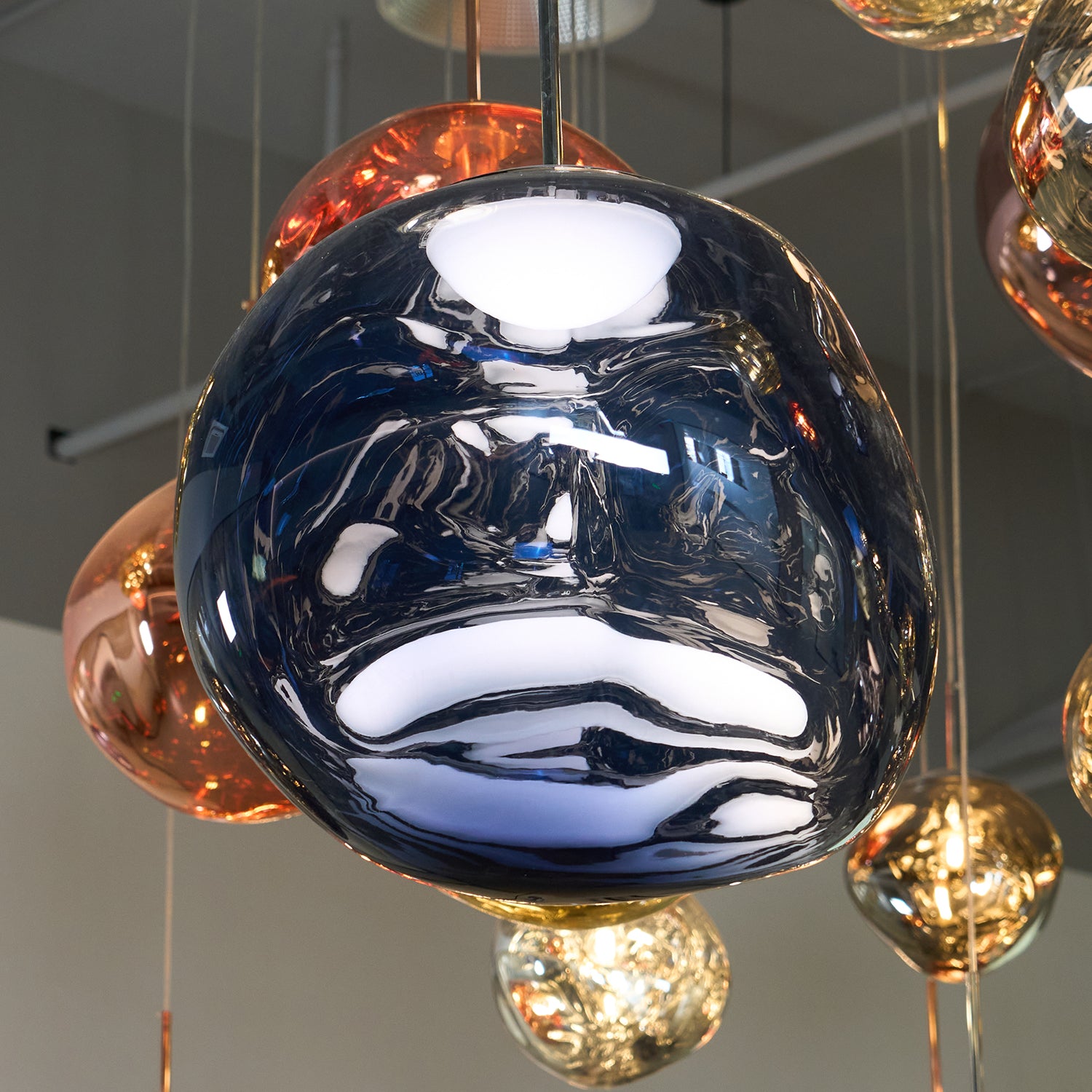 Modern Multi Lava Round Pendant Lamp - Stylish Hanging Light Fixture for Living Room, Bedroom, or Dining Room Decor