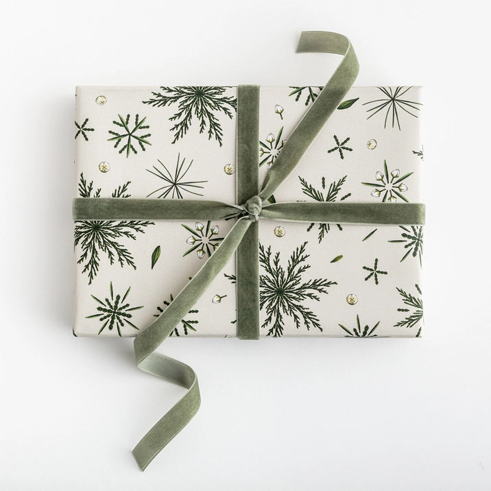 Festive Foliage Ivory Christmas Wrapping Paper - Elegant Holiday Gift Wrap for Presents, Parties & Home Decor (20