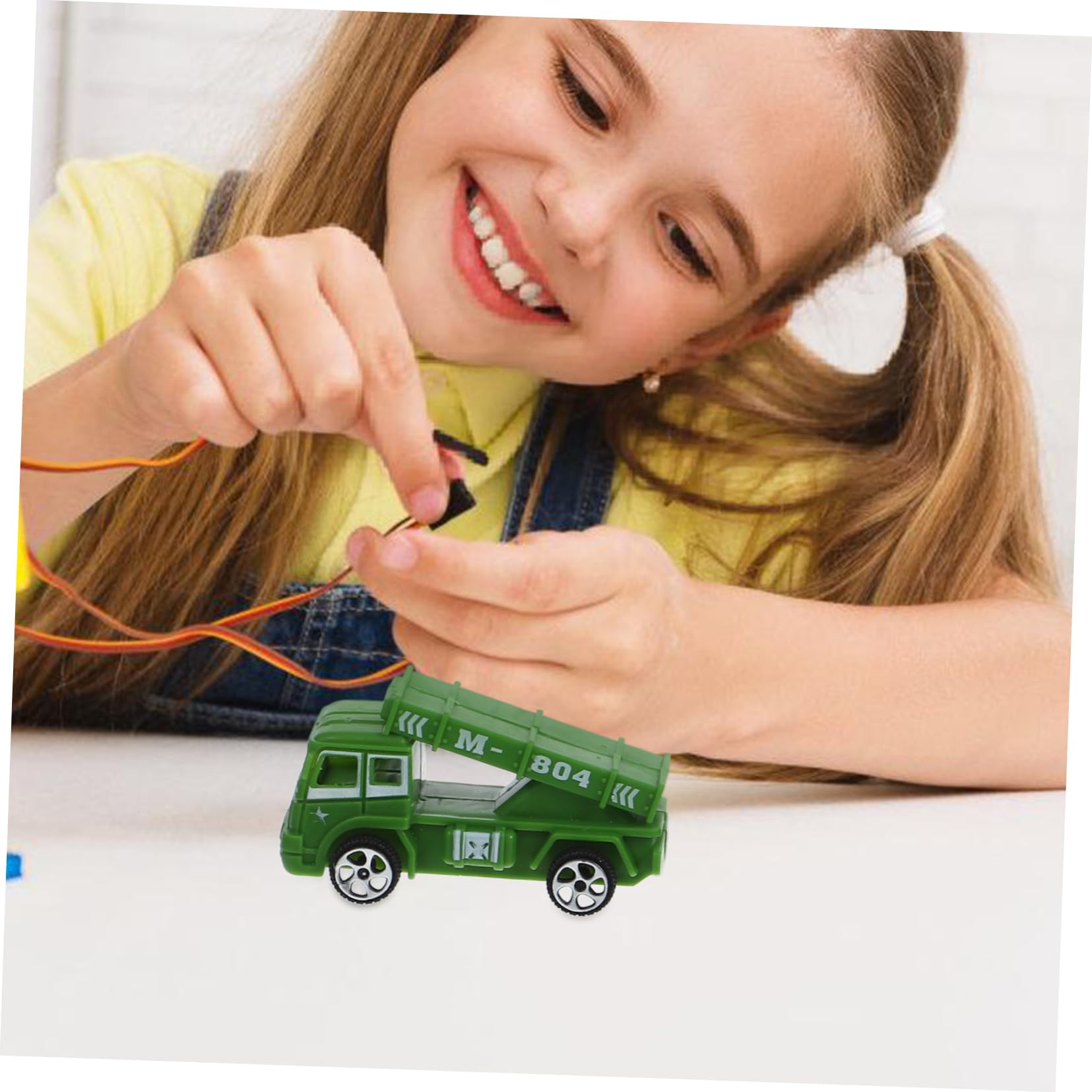 NUSITOU 3-Piece Mini Pull Back Toy Cars Set - Small Vehicle Models for Kids, Toddlers & Babies - Fun Cartoon ABS Plastic Rolling Cars for Playtime & Gift Giving