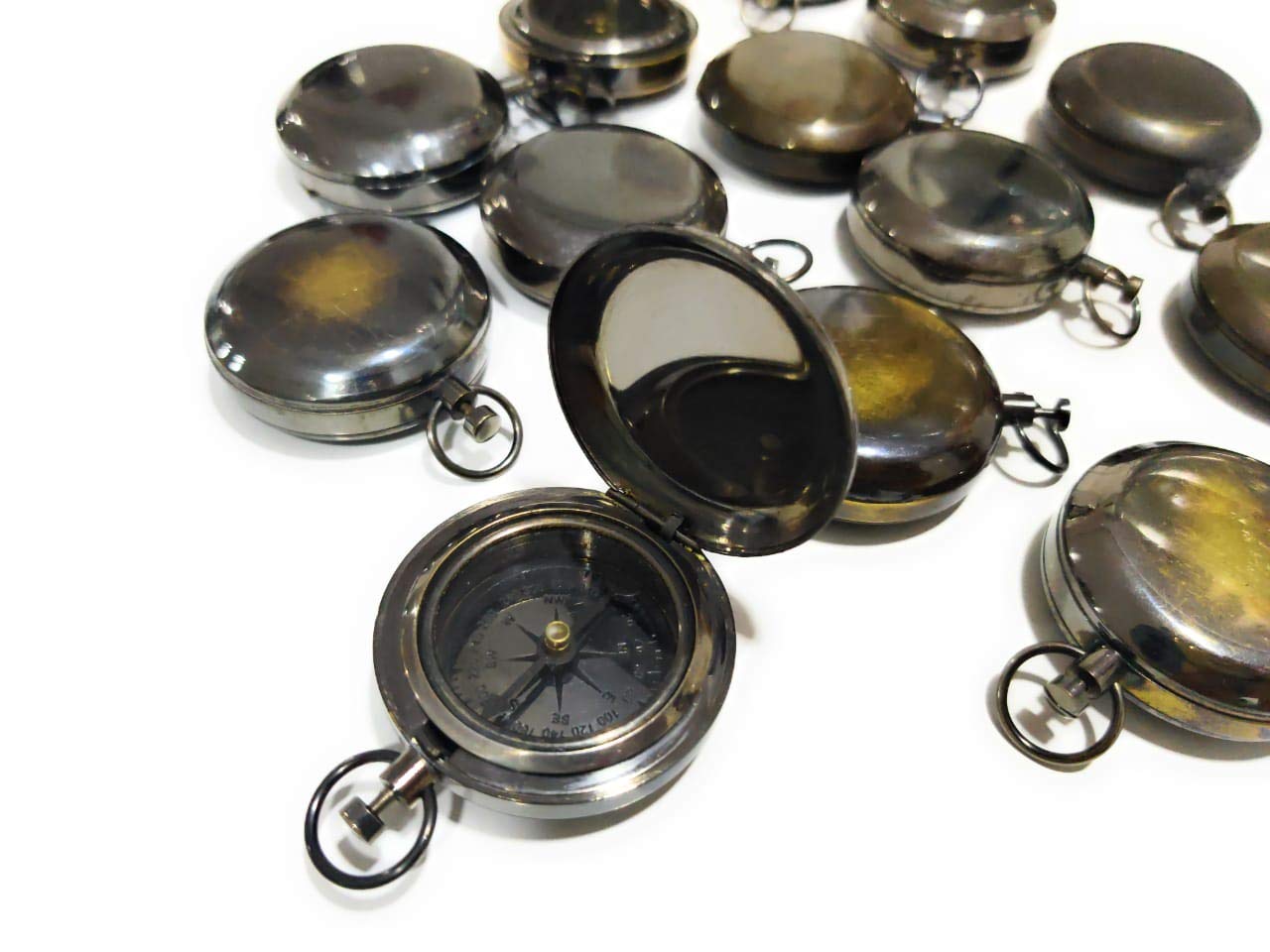 Vintage Antique Brass Pocket Compass - Premium Nautical Navigation Tool for Hiking, Camping & Outdoor Adventures (Set of 50) - Perfect for Collectors, Survival Kits & Marine Decor