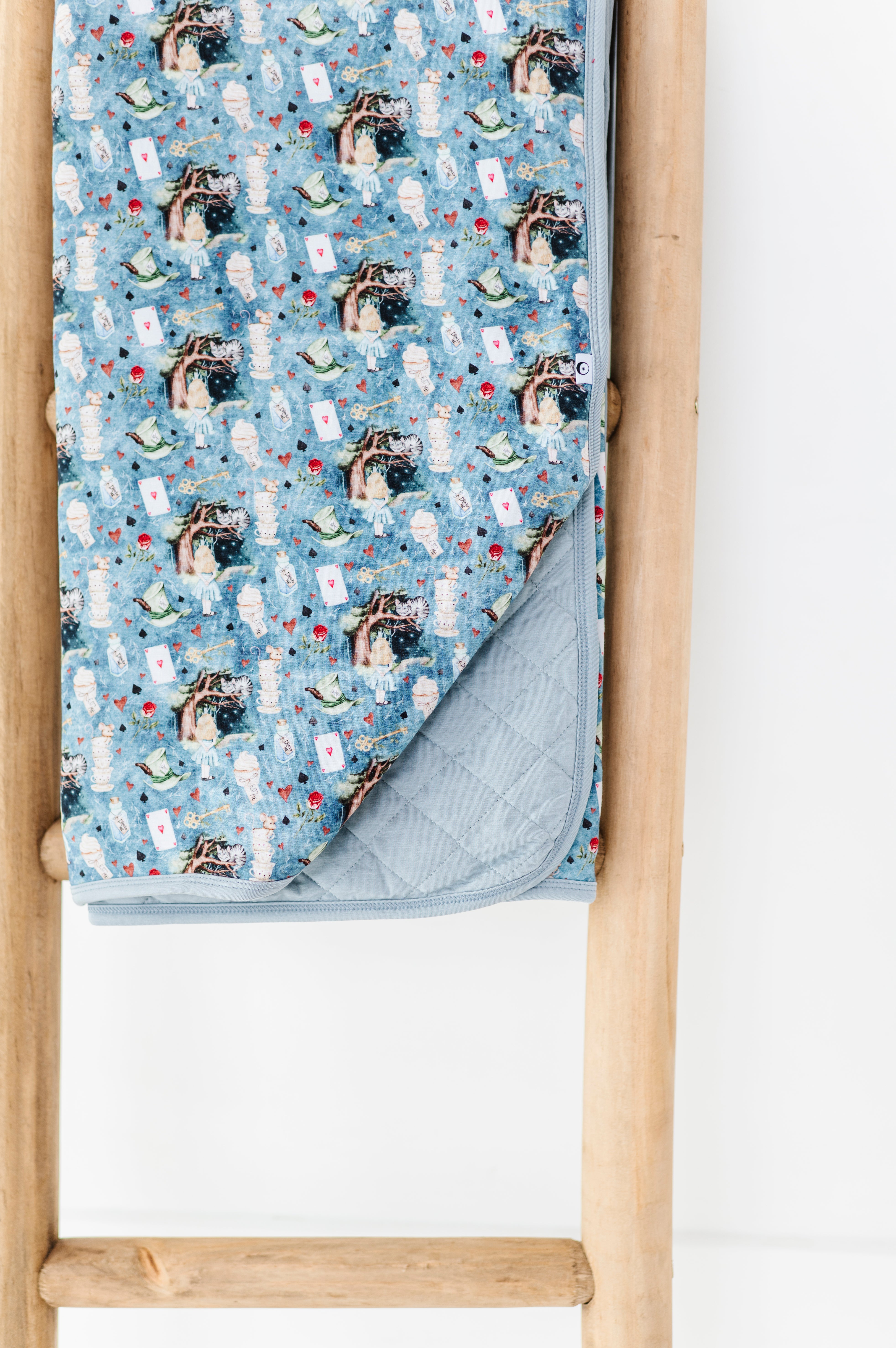 Alice’s Adventures in Wonderland Quilted Oversized Blanket - Soft Cozy Throw for Bed, Couch & Reading Nook - Large Flannel Plush Blanket for Adults & Kids