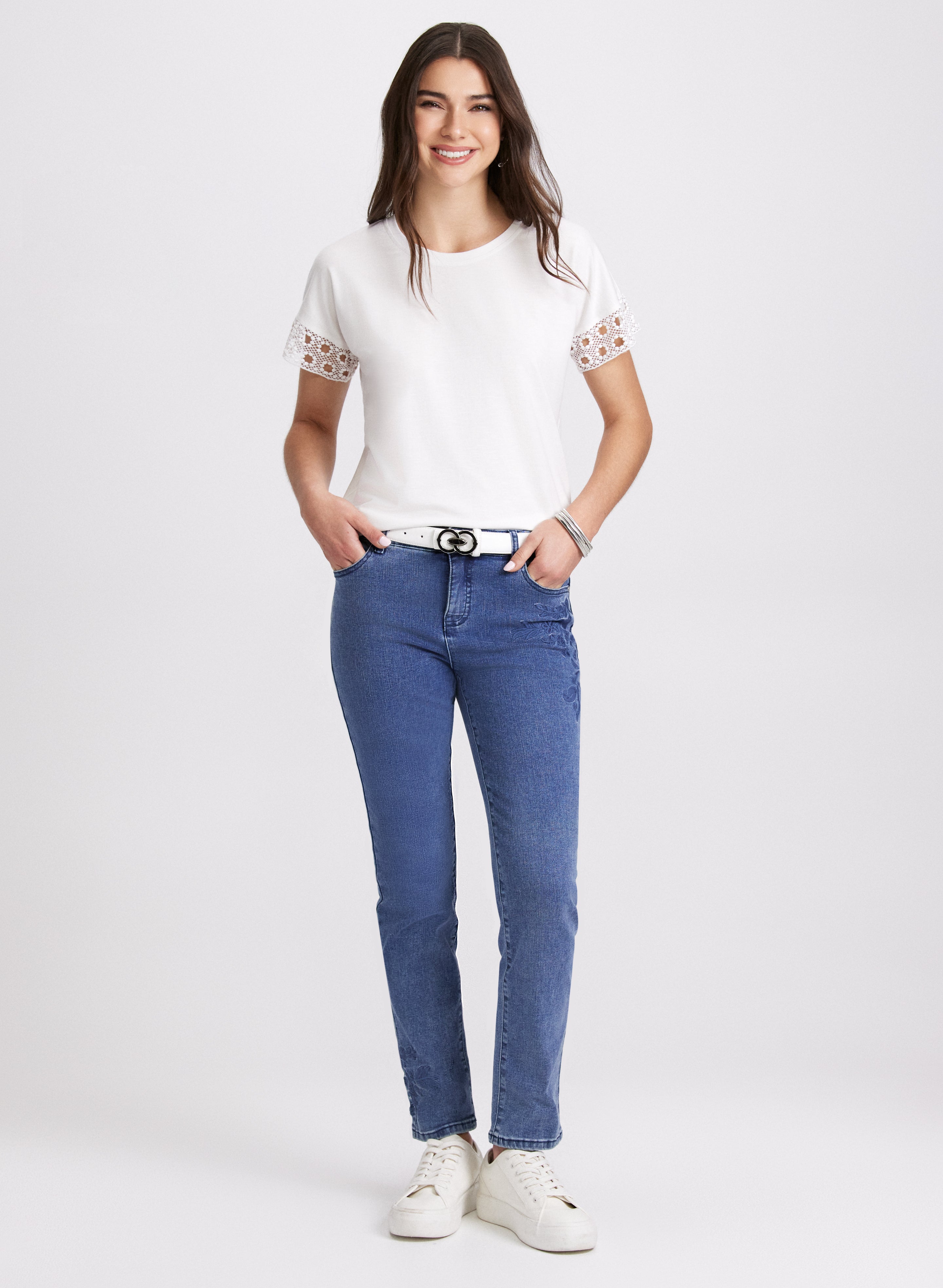 Stylish Eyelet Trim T-Shirt for Women - Breathable Cotton Summer Top - Perfect for Casual Outings & Beach Wear