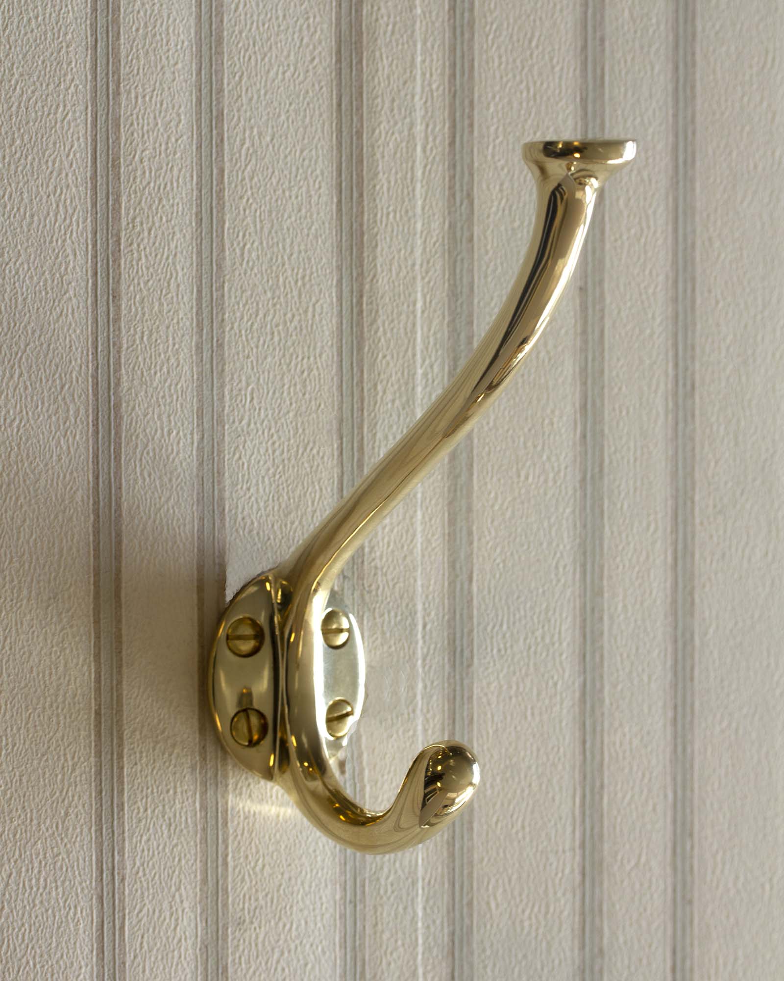 Hattkrok Brass Coat Hook - Durable & Stylish Wall Hanger for Hats, Coats & Bags - Perfect for Entryway, Bedroom & Bathroom Organization