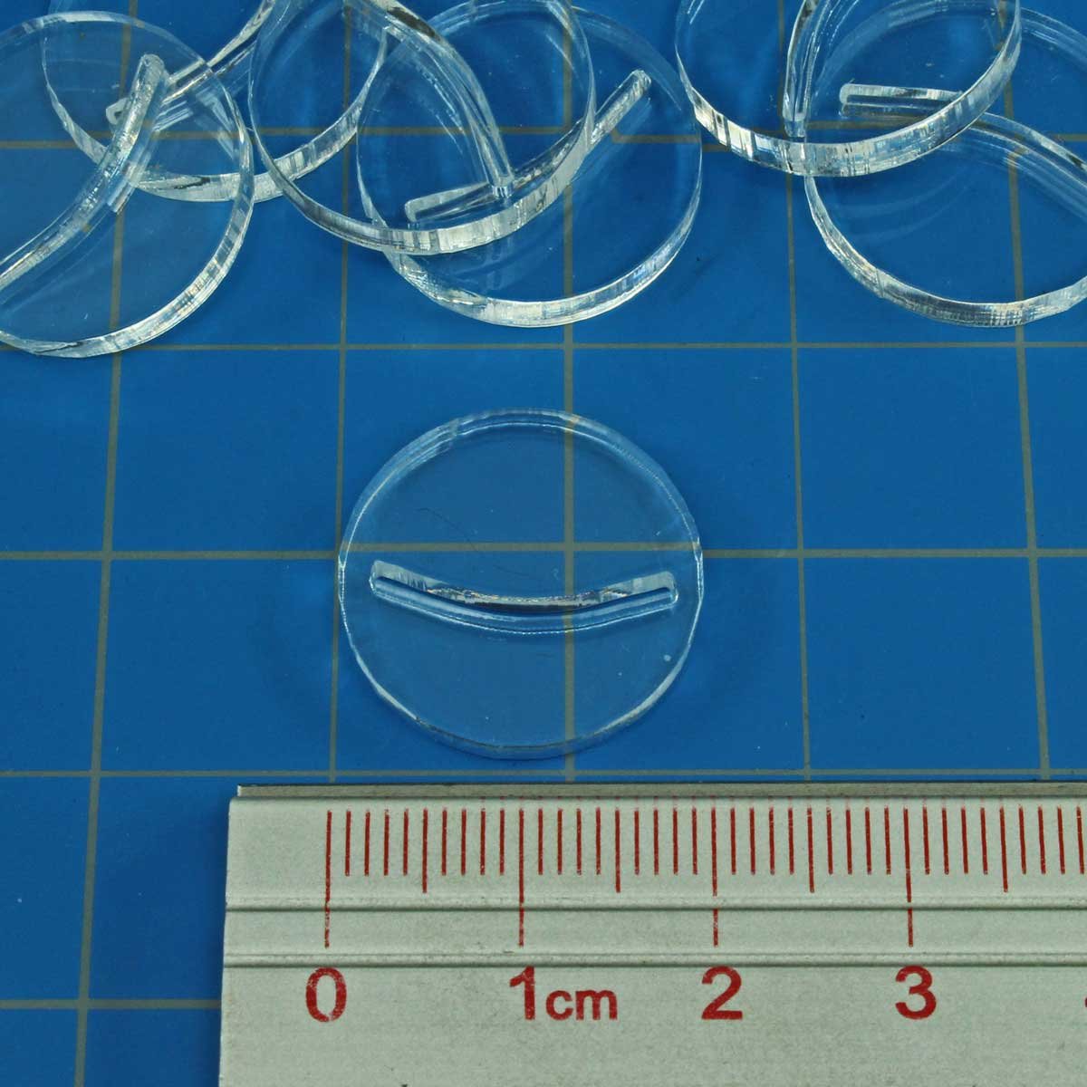 LITKO 3mm Clear Acrylic Miniature Bases - 20mm Slotted Paper Figure Holders for Dungeons and Dragons | RPG Game Accessories | Perfect for Tabletop Gaming, Warhammer & Board Game Card Stands