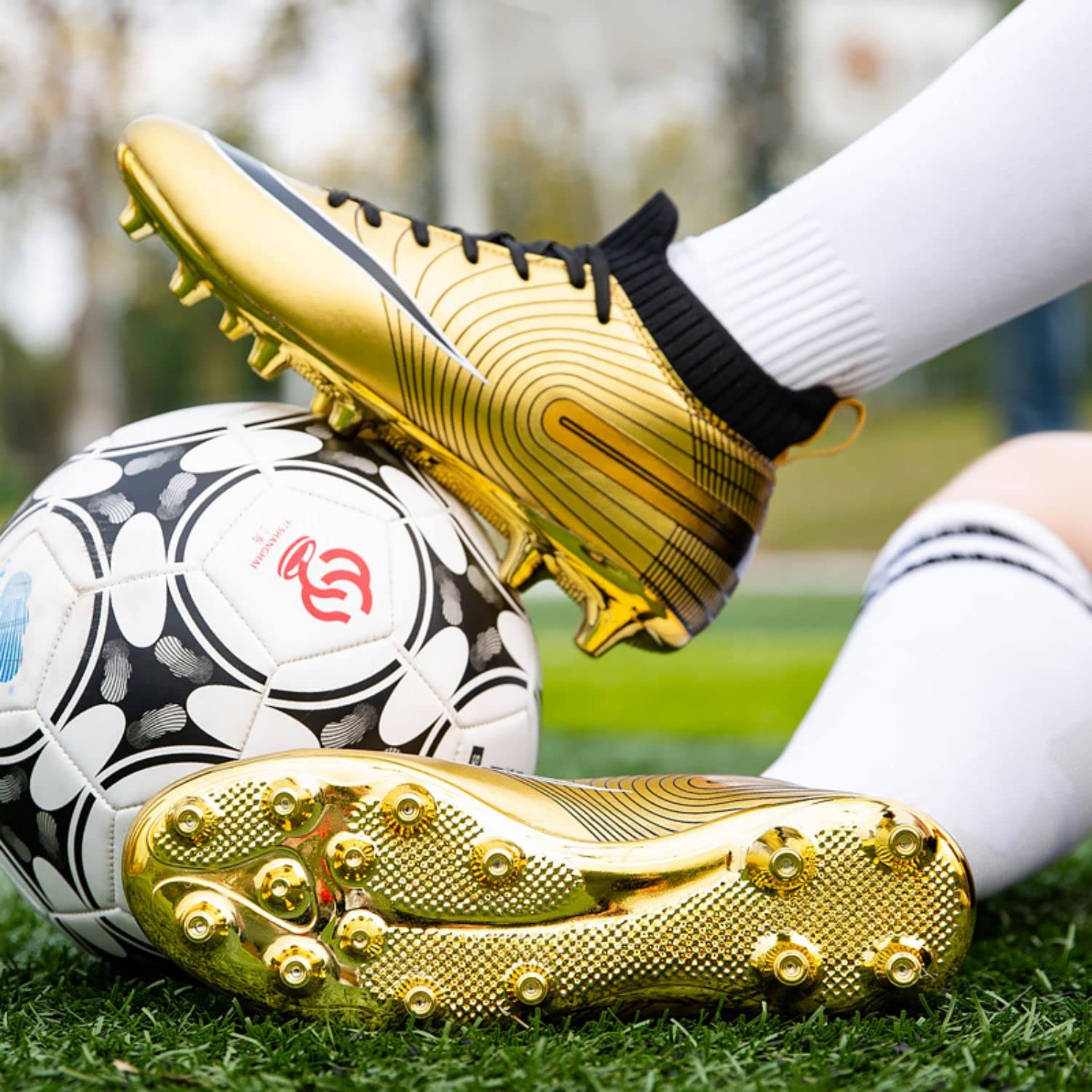 Men's & Boys' Football Cleats - Lightweight Soccer Shoes for Training & Matches on Grass Fields | Perfect for Practice, Games & Outdoor Sports