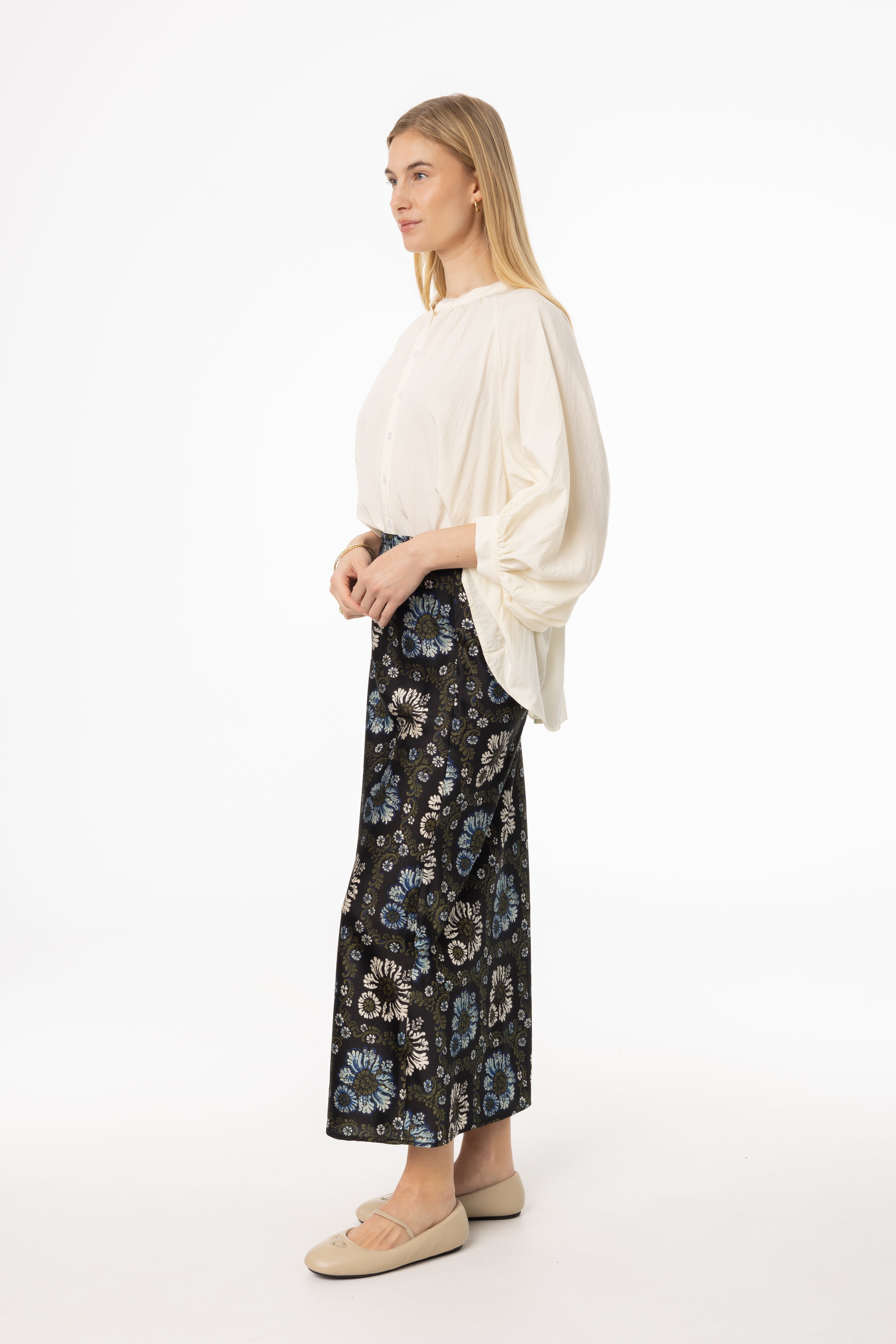 Stylish Green and Blue Printed Skirt for Women - Floral Summer Maxi Skirt with Elastic Waist | Perfect for Beach, Vacation, and Casual Outings