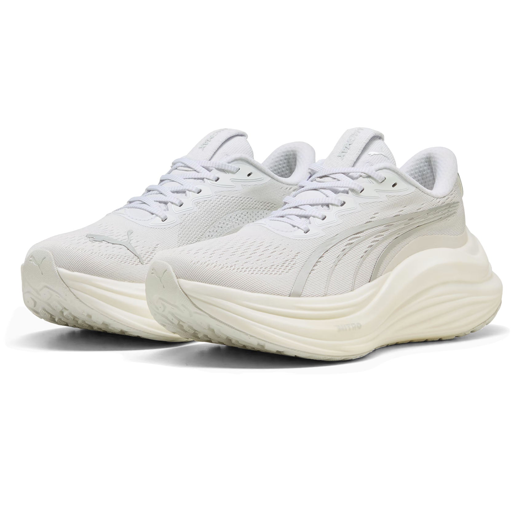 PUMA Women's MagMax NITRO Running Shoes - Lightweight Cushioned Sneakers for Women - Perfect for Jogging, Gym Workouts & Daily Wear