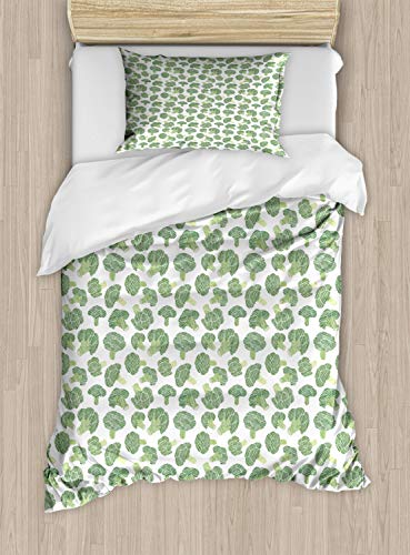Fern Green Pale Green