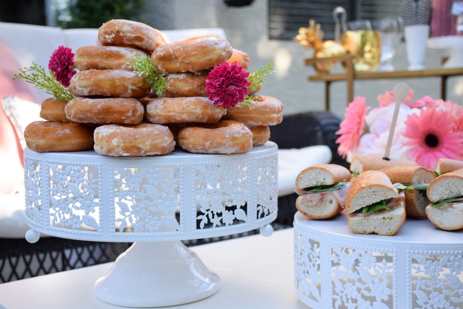 Opulent Treasures 3-Piece Round Cherry Blossom Metal Cake Stand Set - Elegant Cupcake & Dessert Display Plates for Weddings, Tea Parties & Home Decor (White)