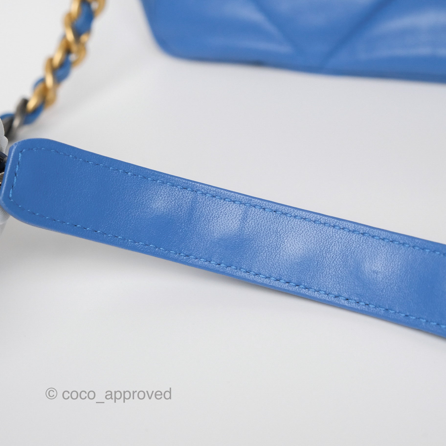 Chanel 19 Small Blue Leather Flap Bag with Mixed Hardware - Luxury Designer Handbag for Women, Perfect for Everyday Use & Special Occasions