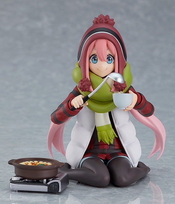 Figma #519 DX Nadeshiko Kagamihara Laid Back Camp Anime Figure - Collectible Japanese Character Model for Anime Fans & Collectors - Perfect for Display, Gifts, and Anime Decor
