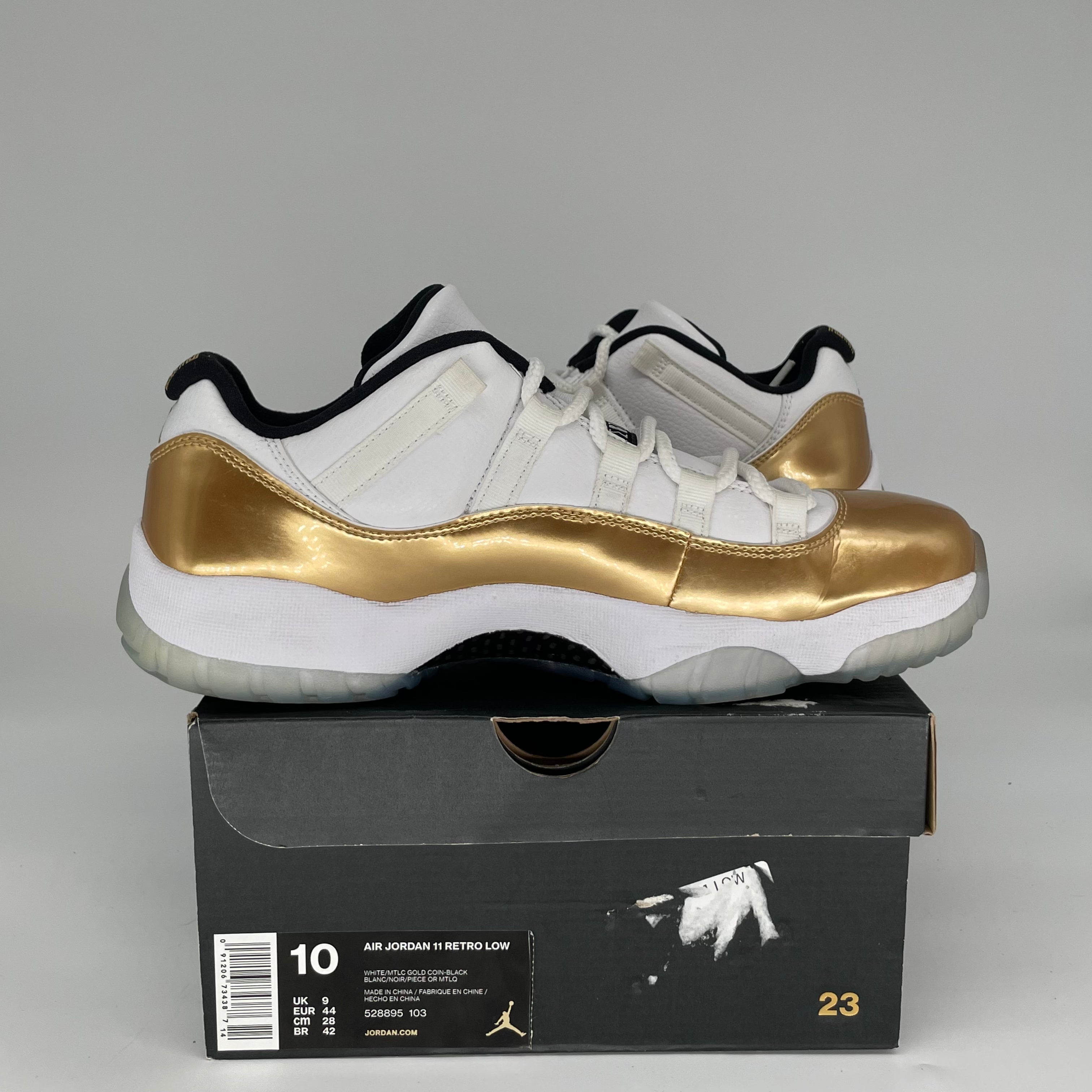 Air Jordan 11 Low Closing Ceremony Men's Basketball Shoes - Size 10 (White/Black-Concord) 528895-103 - Perfect for Casual Wear, Sports & Sneaker Collecting
