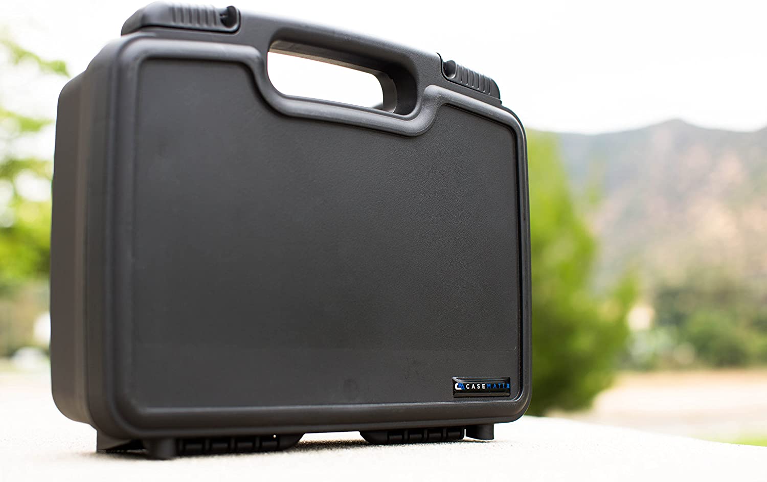 CASEMATIX Protective Travel Case for Zoom Recorders - Compatible with H1, H2N, H4N, H5, H6, F8, Q8 & DAT Recorders - Fits Accessories Like Chargers & Tripod Adapters - Perfect for Field Recording, Music Production & Travel Protection