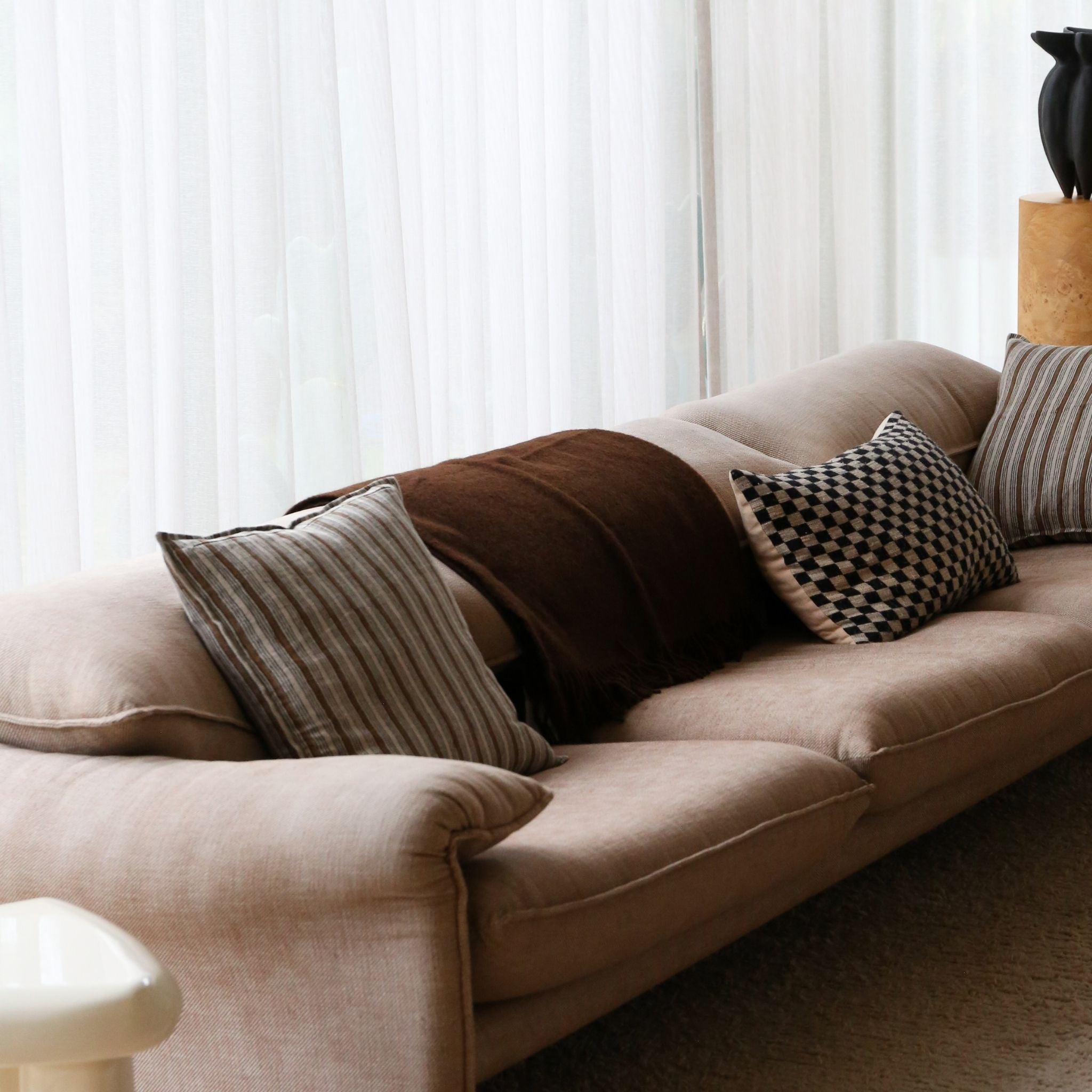 Premium Klippan Gotland Wool Throw Blanket - Soft & Warm Walnut Brown - Cozy Home Decor for Sofa, Bed & Winter Nights
