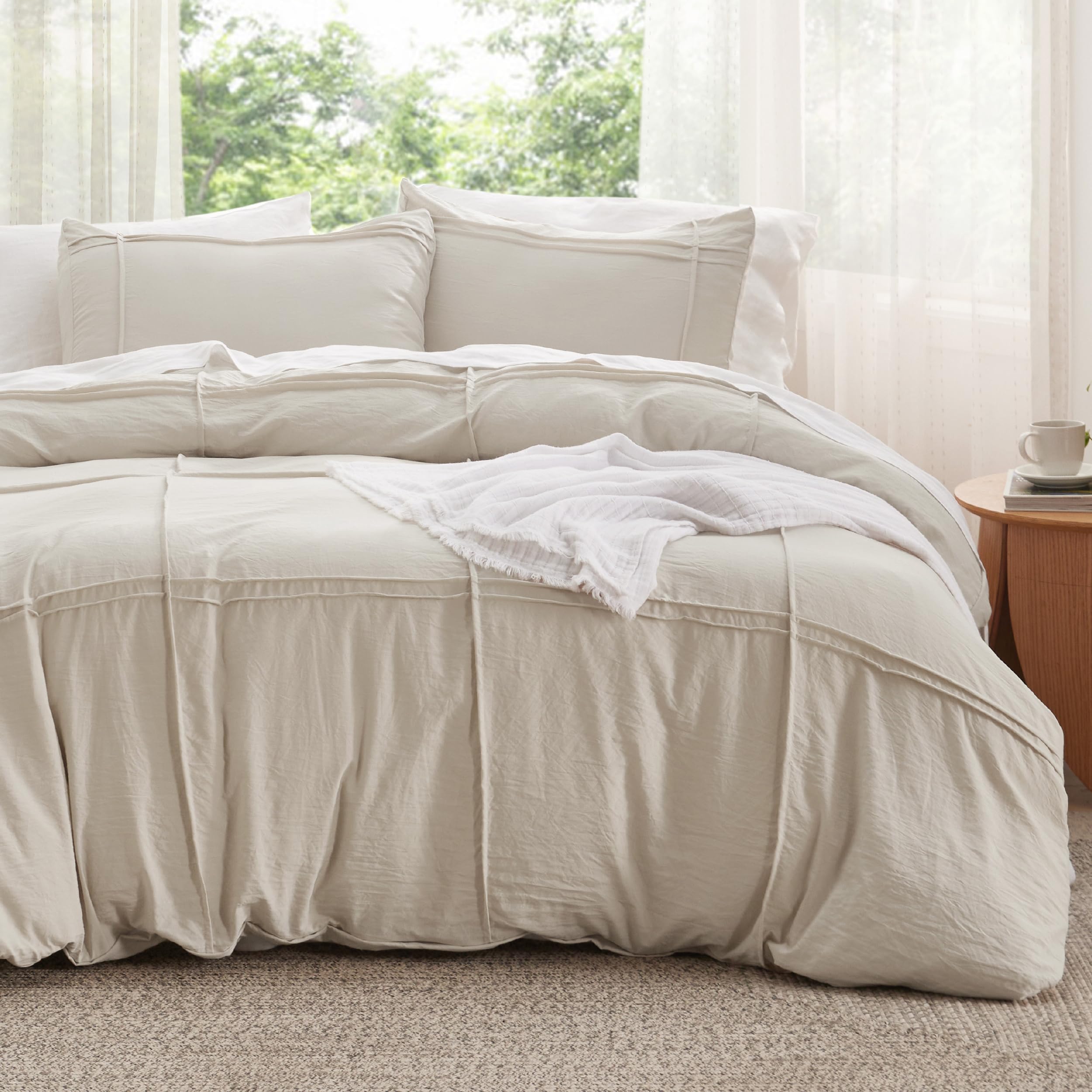Bedsure Queen Size Grid Boho Duvet Cover Set - 3 Piece Shabby Chic Tufted Bedding for All Seasons | Includes 1 Duvet Cover & 2 Pillowcases (Light Beige, 90x90) | Perfect for Bohemian Bedroom Decor & Guest Room Styling