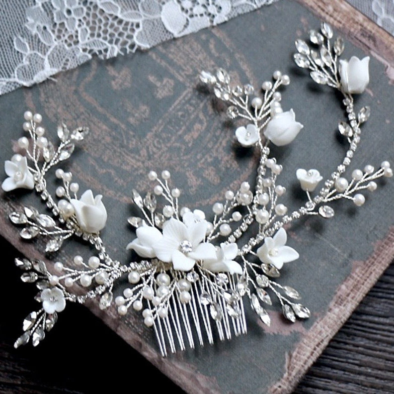 Elegant Silver Pearl & Crystal Bridal Hair Comb - Vintage Vine Wedding Hair Accessory for Brides, Bridesmaids, and Special Occasions