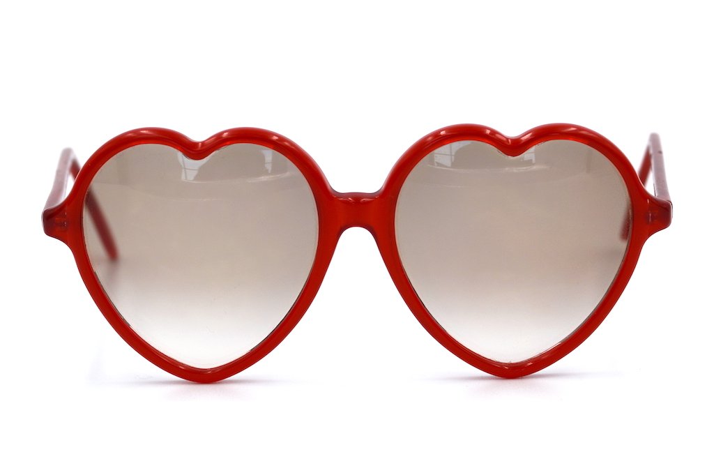 Anglo American Eyewear Hearts - Trendy Heart-Shaped Sunglasses for Women & Men - UV Protection Fashion Glasses - Perfect for Beach, Driving, and Outdoor Activities