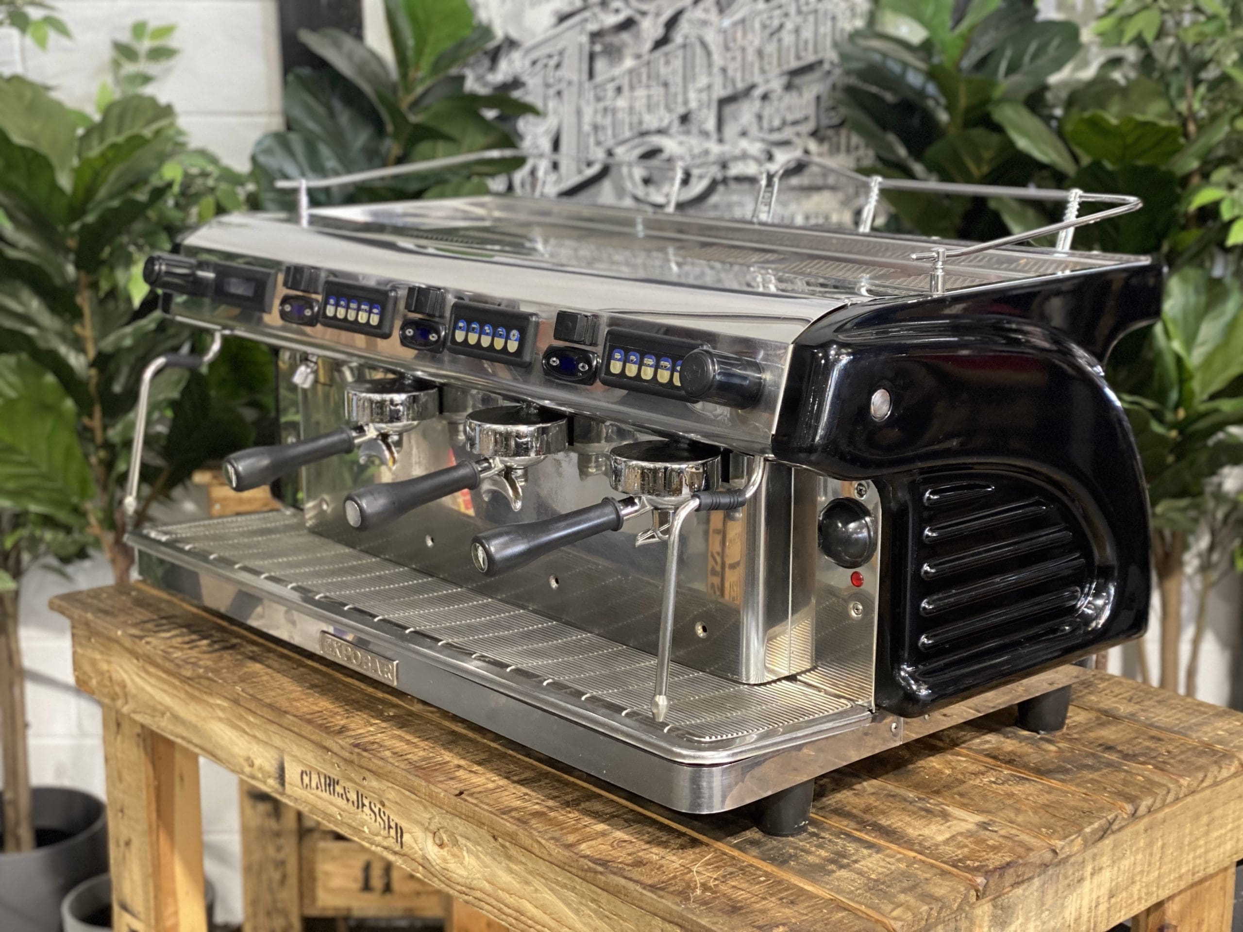 Expobar Ruggero 3 Group Commercial Espresso Machine - Gloss Black Finish for Cafes, Restaurants, and Coffee Shops