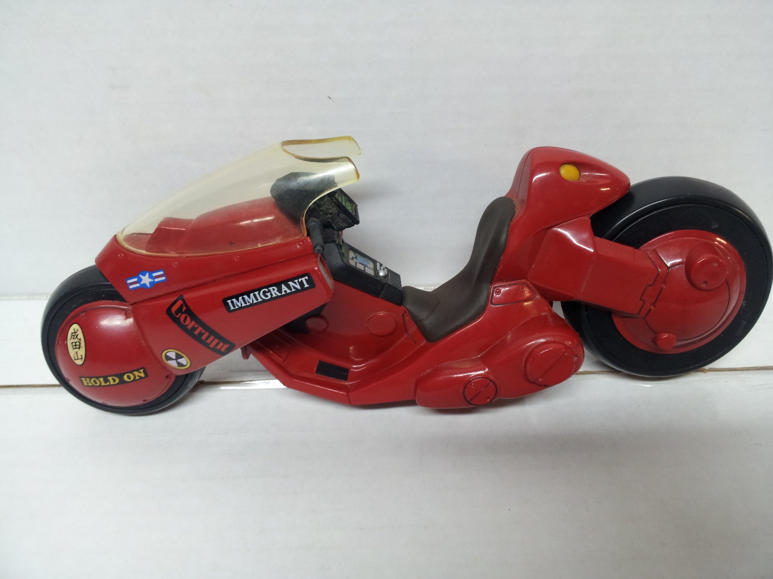 McFarlane Toys Akira Kaneda's Bike 3D Animation Action Figure - Japan Series 1 Collectible Model for Anime Fans & Display Decor