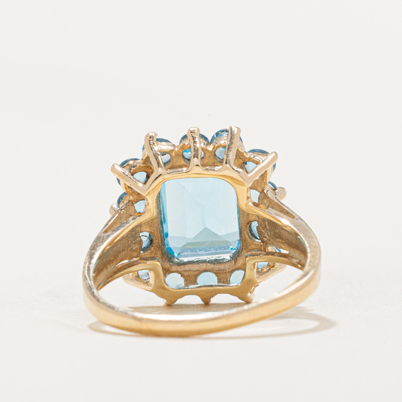 Topaz Halo Cocktail Ring - 3.14 Carat Total Weight (CTW) - Size 6.25 - Elegant Blue Gemstone Statement Ring for Women - Perfect for Evening Parties, Weddings & Special Occasions