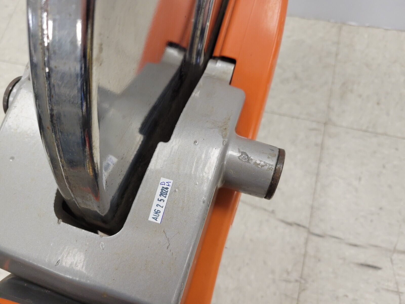 Stihl K1270 Cut Off Saw - Heavy Duty Concrete & Metal Cutting Tool for Construction & Demolition Projects