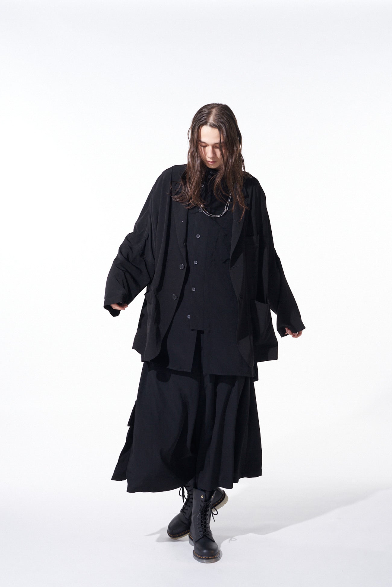 Stylish Crepe de Chine Cropped Wide Pants with Gusseted Flap Pockets - Comfortable & Trendy Women's Casual Pants for Work, Travel & Everyday Wear