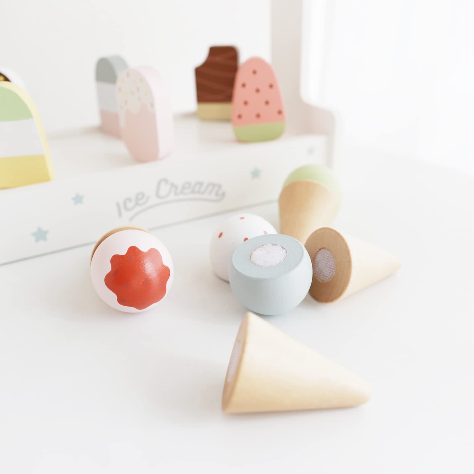 **Wooden Ice Cream Playset - 10-Piece Pretend Play Ice Cream Toys for Toddlers & Kids - Perfect for Imaginative Play, Birthday Gifts & Preschool Learning**