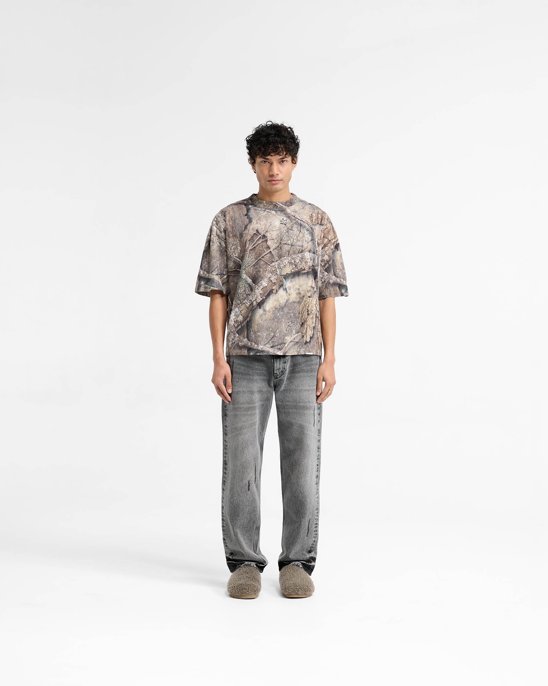 Realtree® Camo T-Shirt for Men - Hunting & Outdoor Camouflage Shirt - Perfect for Hunting, Fishing, and Outdoor Adventures