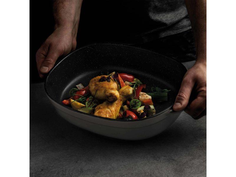 BergHOFF GEM Stoneware 13-Inch Oval Baking Dish - 3.2 Quart Ceramic Casserole Pan for Oven, Microwave & Dishwasher Safe - Perfect for Lasagna, Casseroles & Holiday Meals