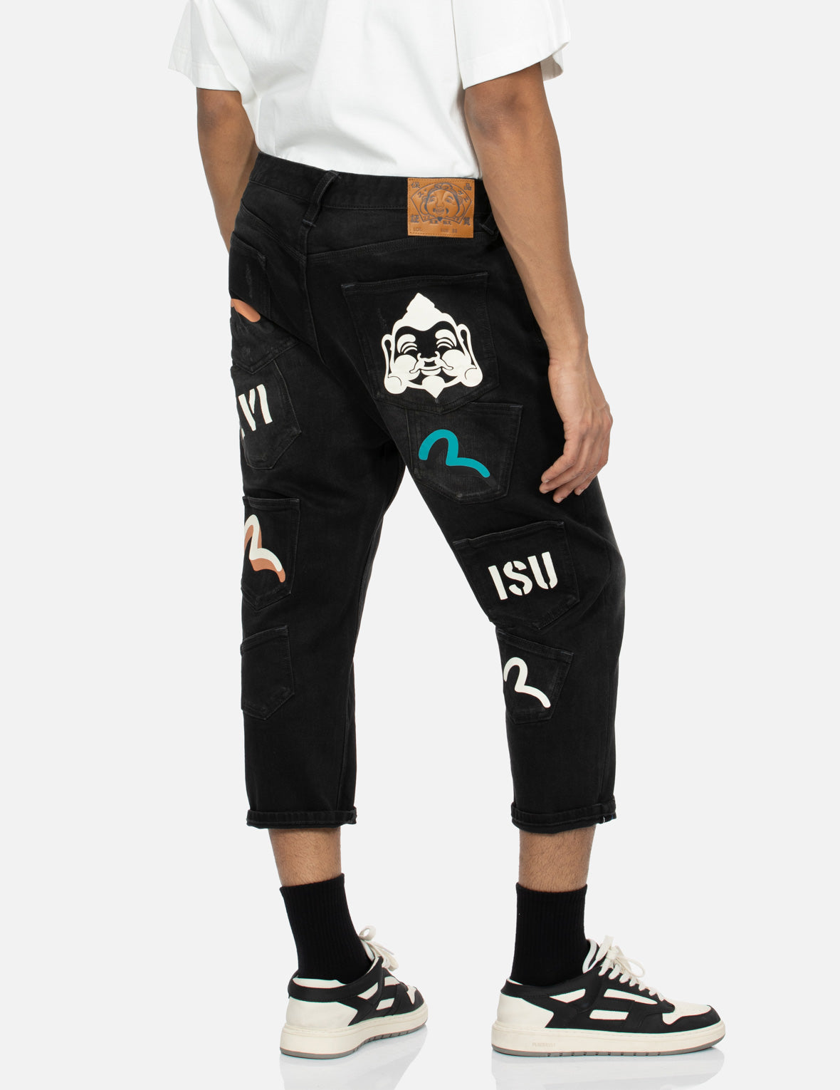 Stylish Multi-Pocket Cropped Fit Jeans for Women | Trendy Printed Denim Pants | Perfect for Casual Outings, Streetwear & Fashion Looks