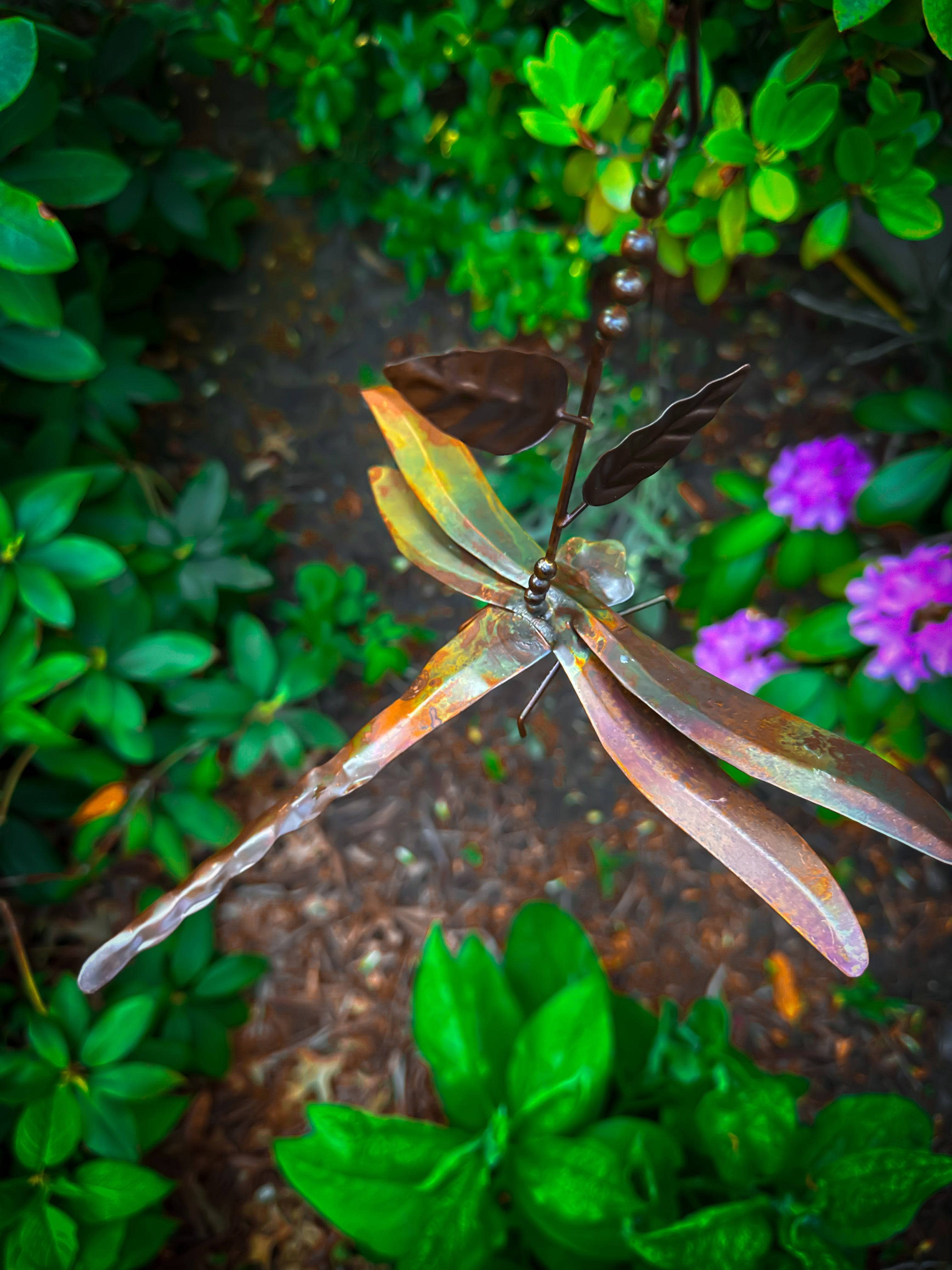 Handmade Metal Dragonfly Branch Ornament - Elegant Garden Decor for Outdoor Patio, Yard, and Home Décor - Perfect for Wall Hanging, Wedding, Party, and Event Decoration