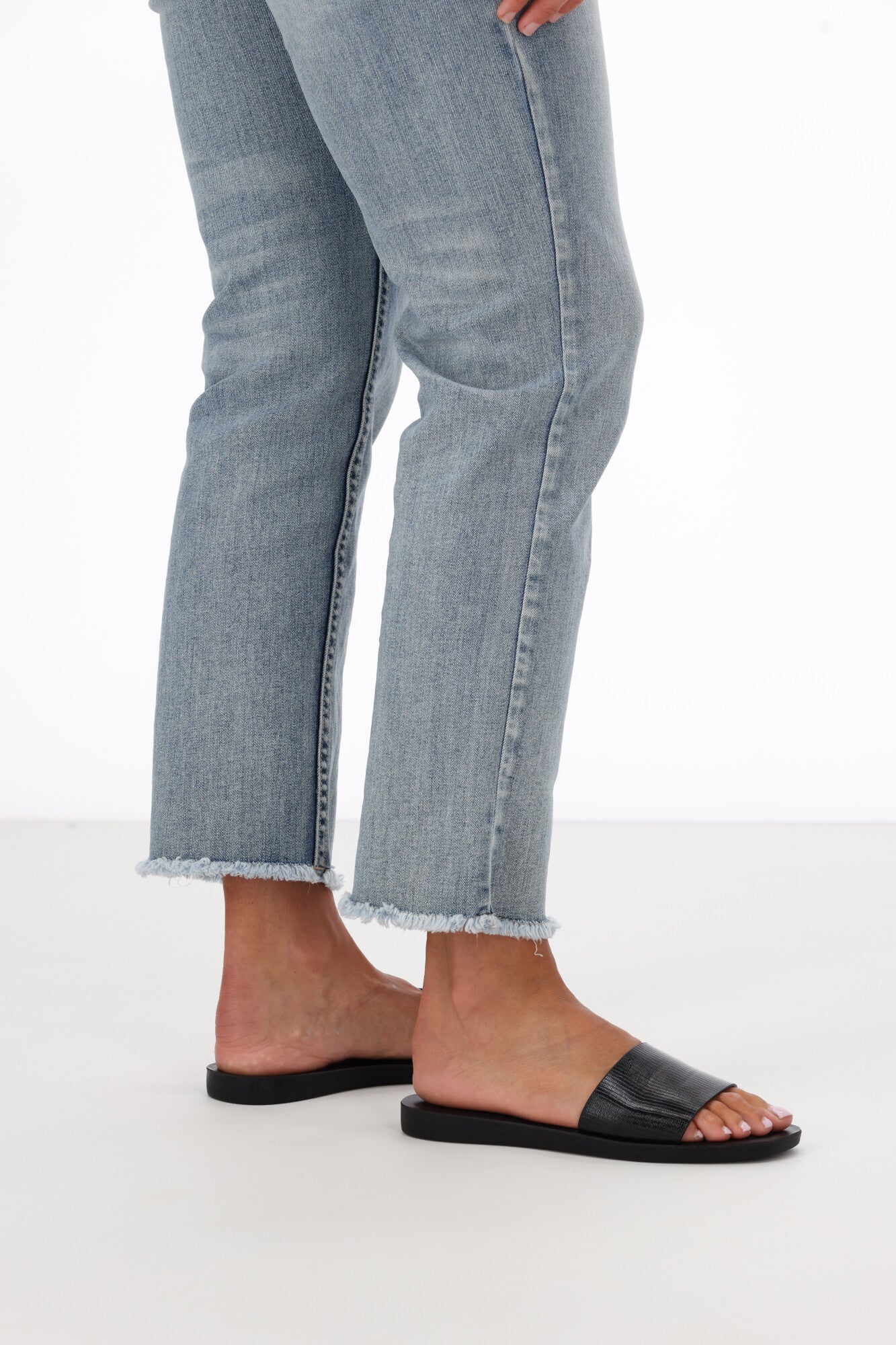 Cherry Lane Athena Slide Sandals for Women - Comfortable Black Slide Sandals for Casual Wear, Beach, and Poolside Relaxation
