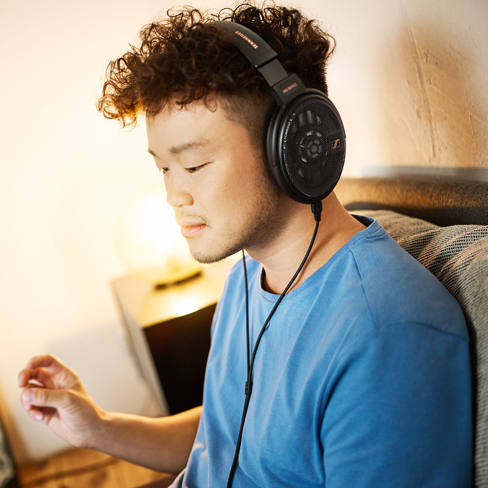 Sennheiser HD660S2 Open Back Headphones - Premium Audiophile Headset for Music & Gaming - High-Fidelity Sound, Comfortable Over-Ear Design - Perfect for Studio Recording, Streaming & Home Entertainment