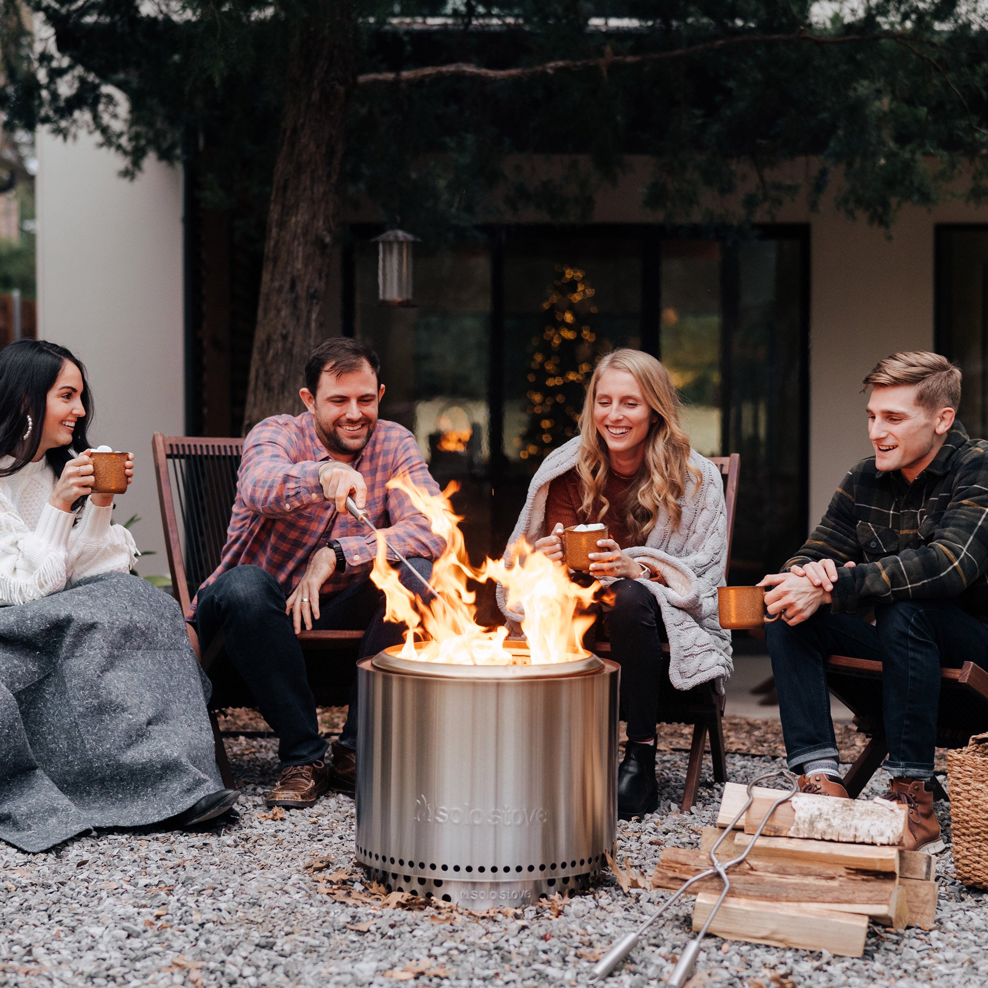 Solo Stove Bonfire 2.0 Smokeless Fire Pit with Stand - Portable Outdoor Camping Fire Pit for Backyard, Patio, Beach & Camping Adventures