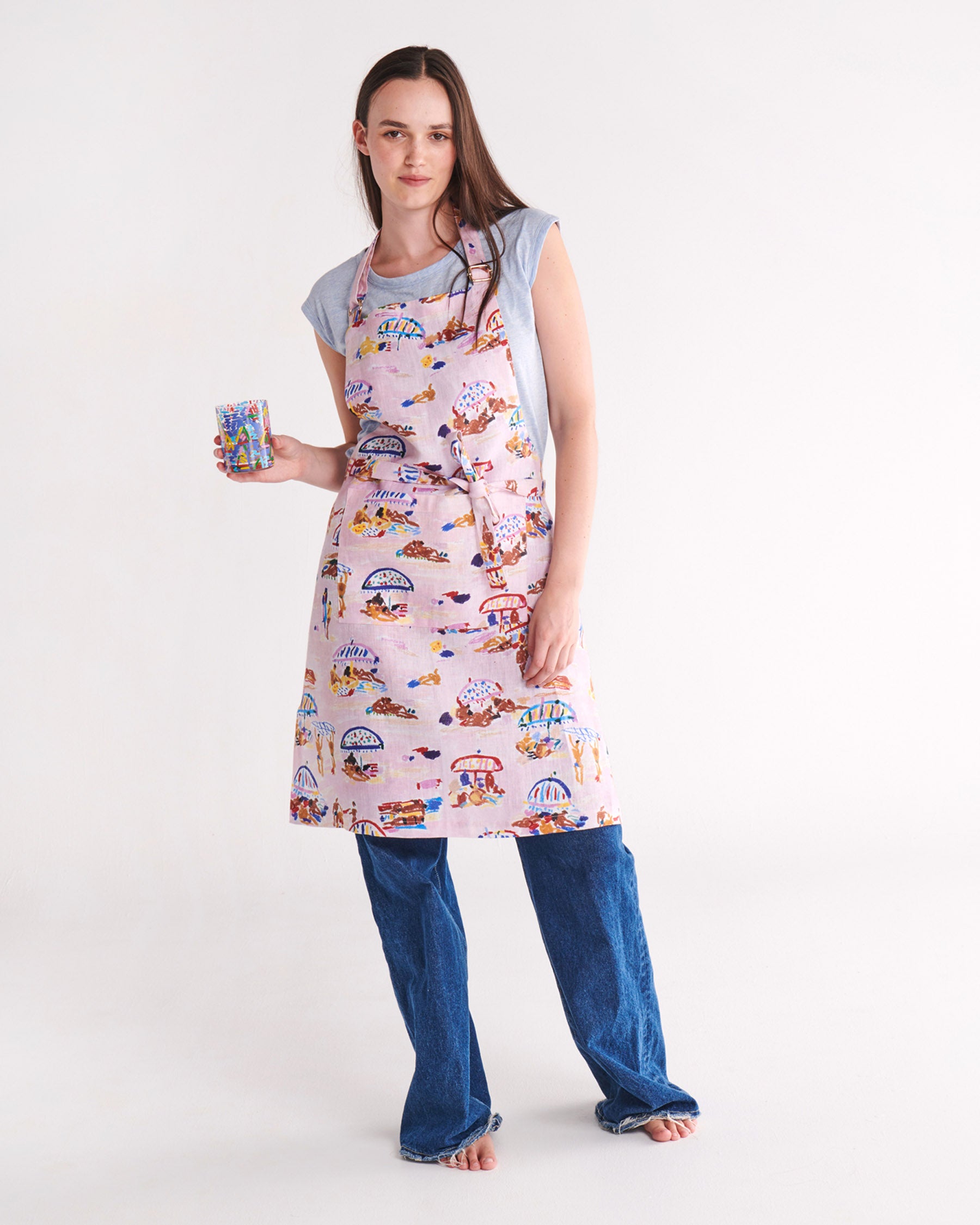 Kip&Co x Ken Done Beach Days Linen Apron - Stylish & Durable Kitchen & BBQ Apron for Cooking, Grilling, Outdoor Picnics & Beach Parties