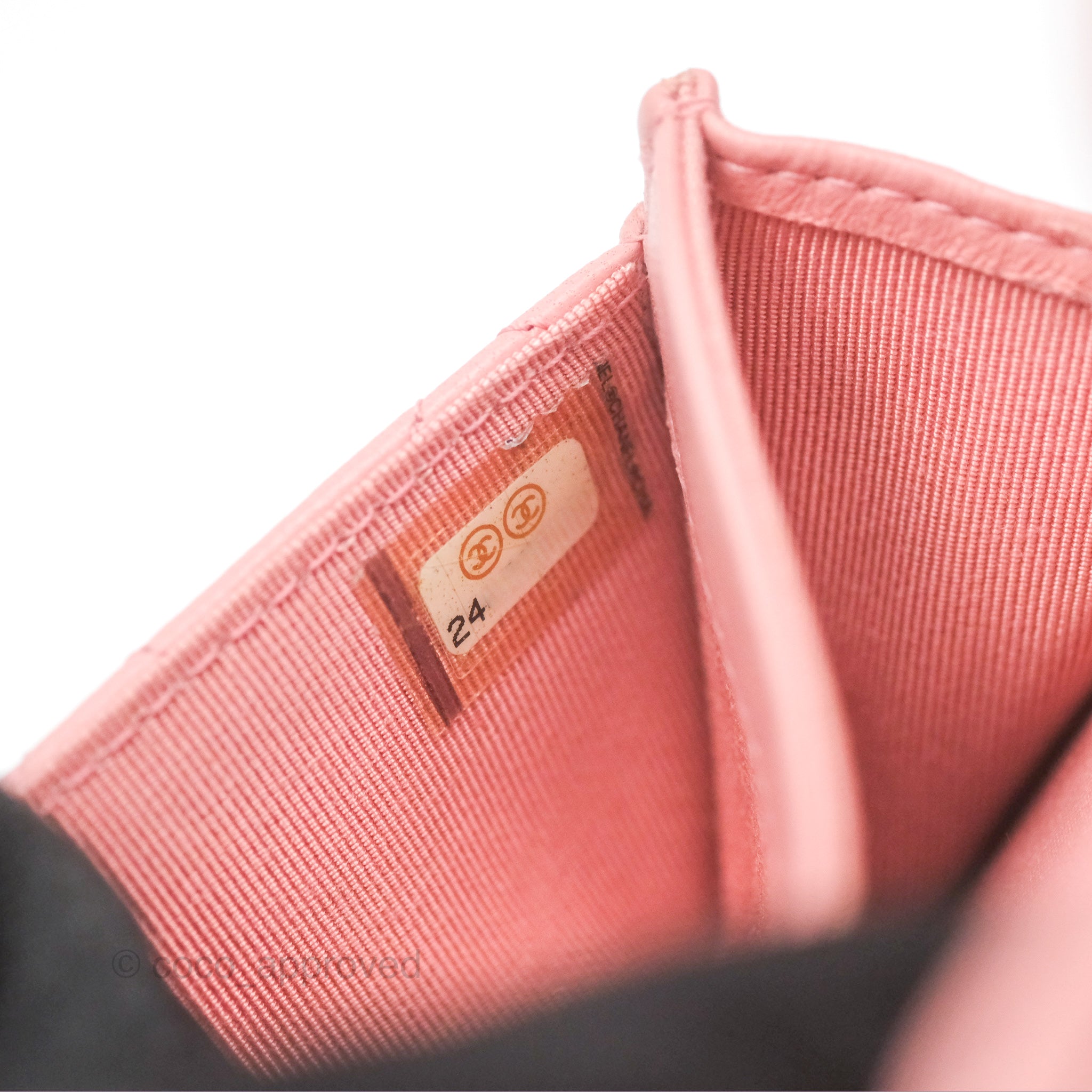 Chanel Classic Flap Card Holder in Pink Quilted Lambskin with Gold Hardware - Luxury Wallet for Women, Perfect for Everyday Use & Special Occasions