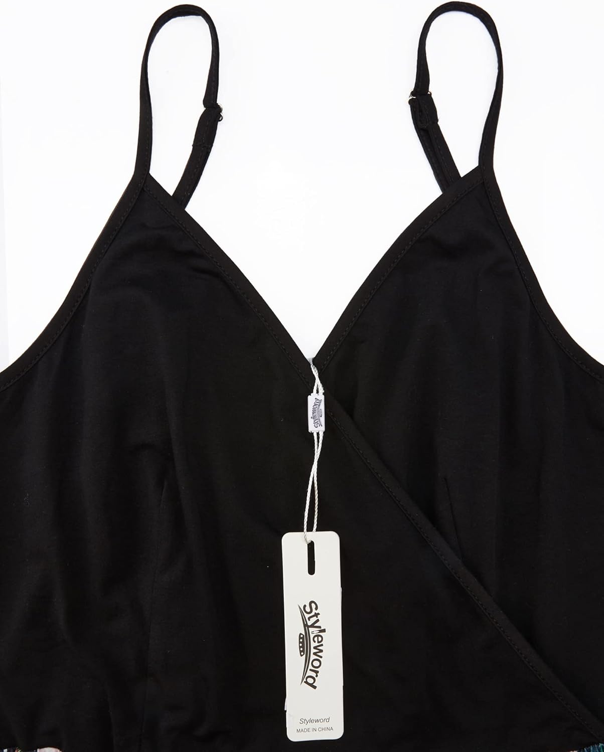 Elegant V-Neck Spaghetti Strap Casual Dress with Pockets - Perfect for Summer Outings, Beach Vacations & Date Nights