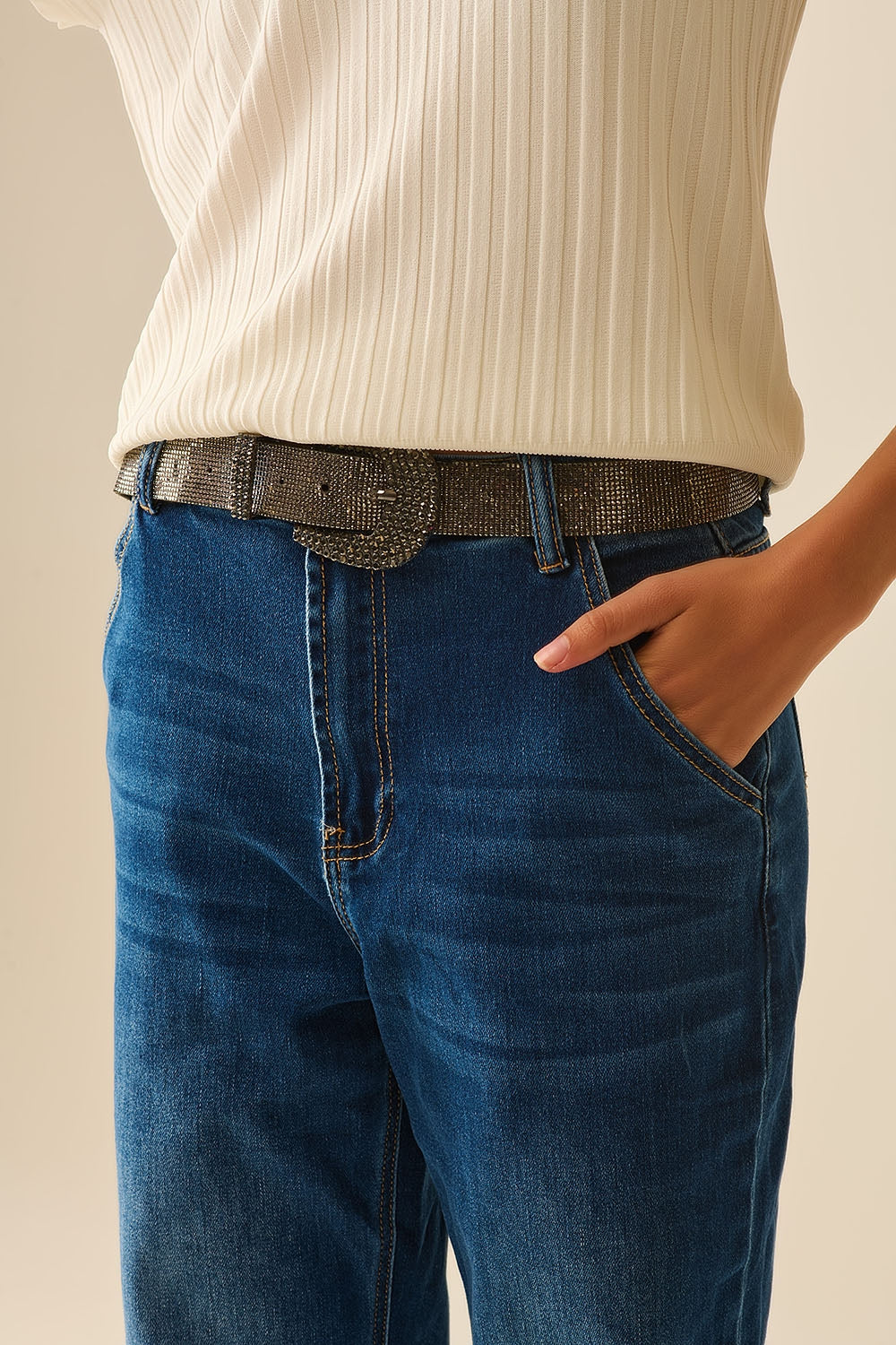 Straight Cut Medium Blue Jeans with Side Pockets - Perfect for Casual Wear, Office Outfits & Everyday Comfort