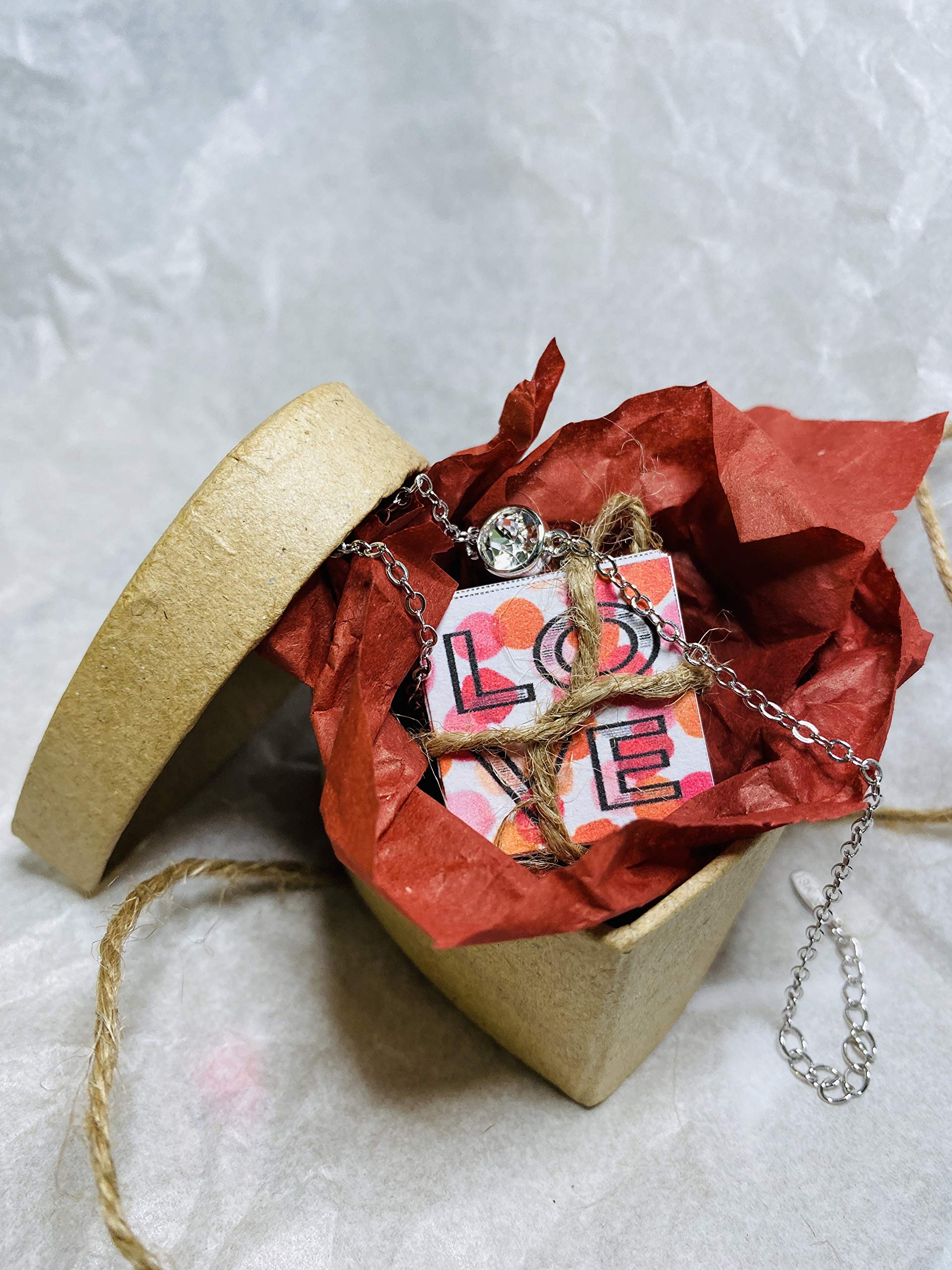 20 Tiny Love Cards in Heart Box - Valentine's Day Gift for Couples, Blank Note Cards with 