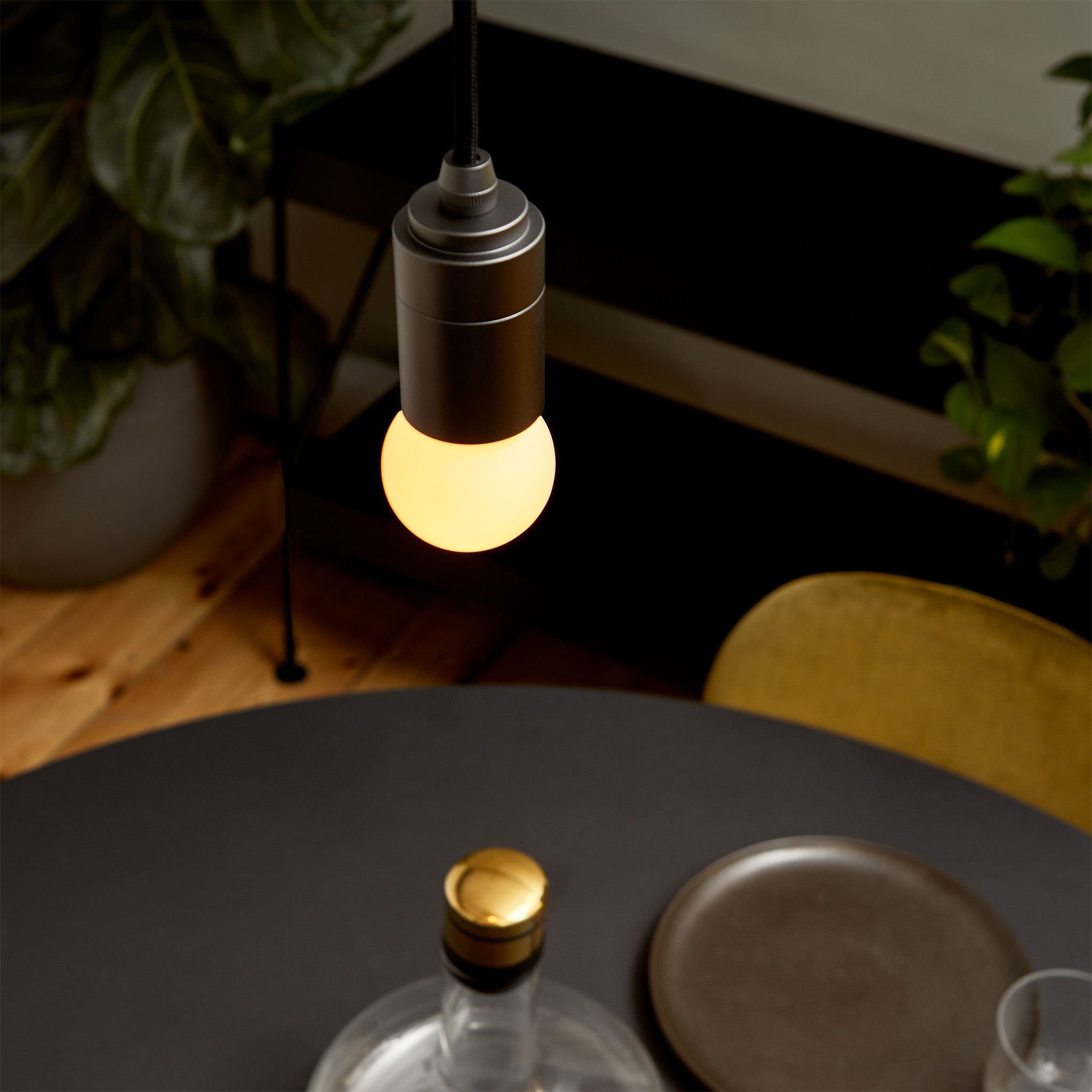 Sphere I E26 Dimmable Warm White LED Bulb - Perfect for Bedroom, Living Room, and Cozy Home Lighting