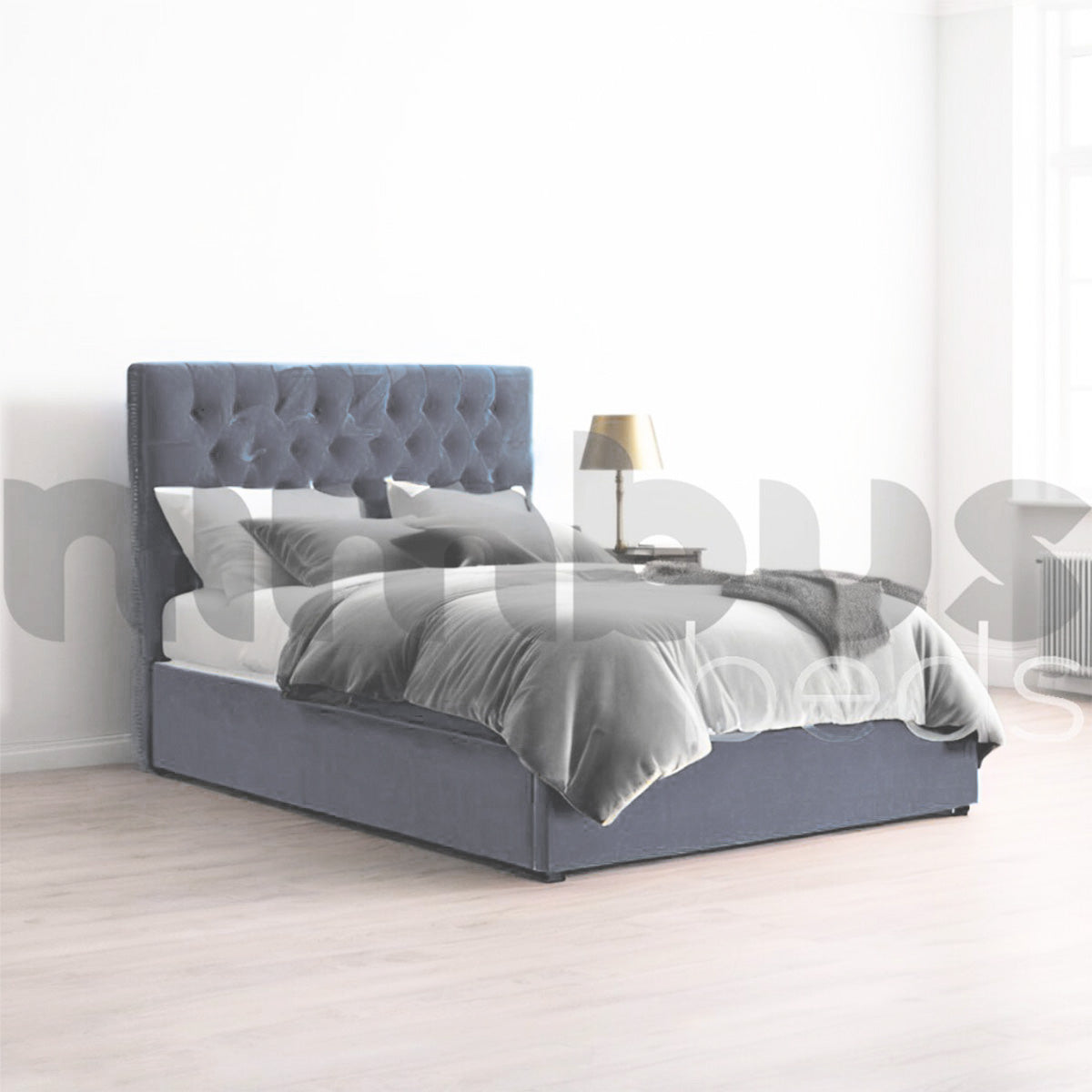 Chesterfield Bed Frame - Queen Size Upholstered Platform Bed with Button Tufting & Wooden Slats | Elegant Bedroom Furniture for Master Suite, Guest Room & Apartment