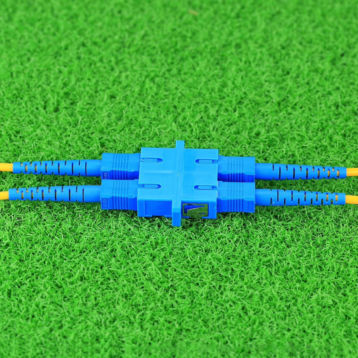 SC to SC Singlemode Duplex Fiber Optic Coupler Adapter - 500 Pack for High-Speed Network & Telecom Applications