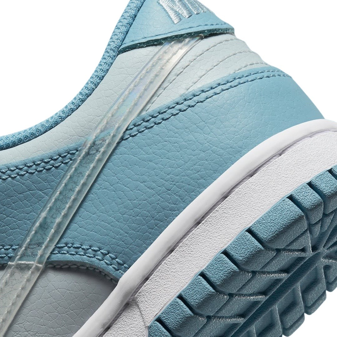 Nike Dunk Low GS Sneakers in Aura Blue - Stylish & Comfortable Shoes for Girls - Perfect for School, Sports & Casual Wear